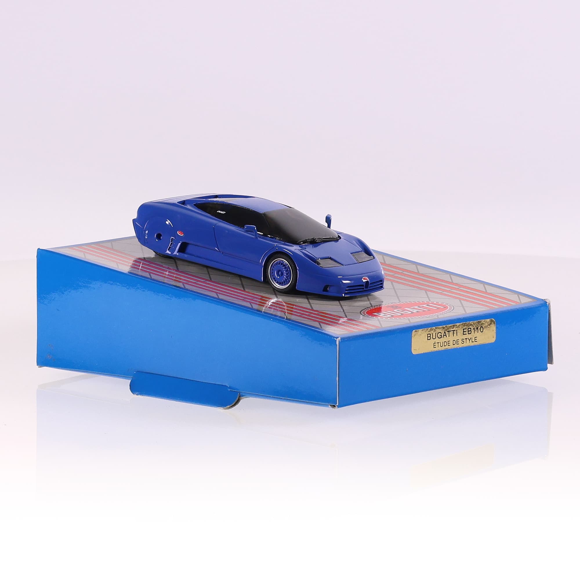 Norev Bugatti EB110 Étude de Style 1/43 Bleu avec boîte — miniature 9