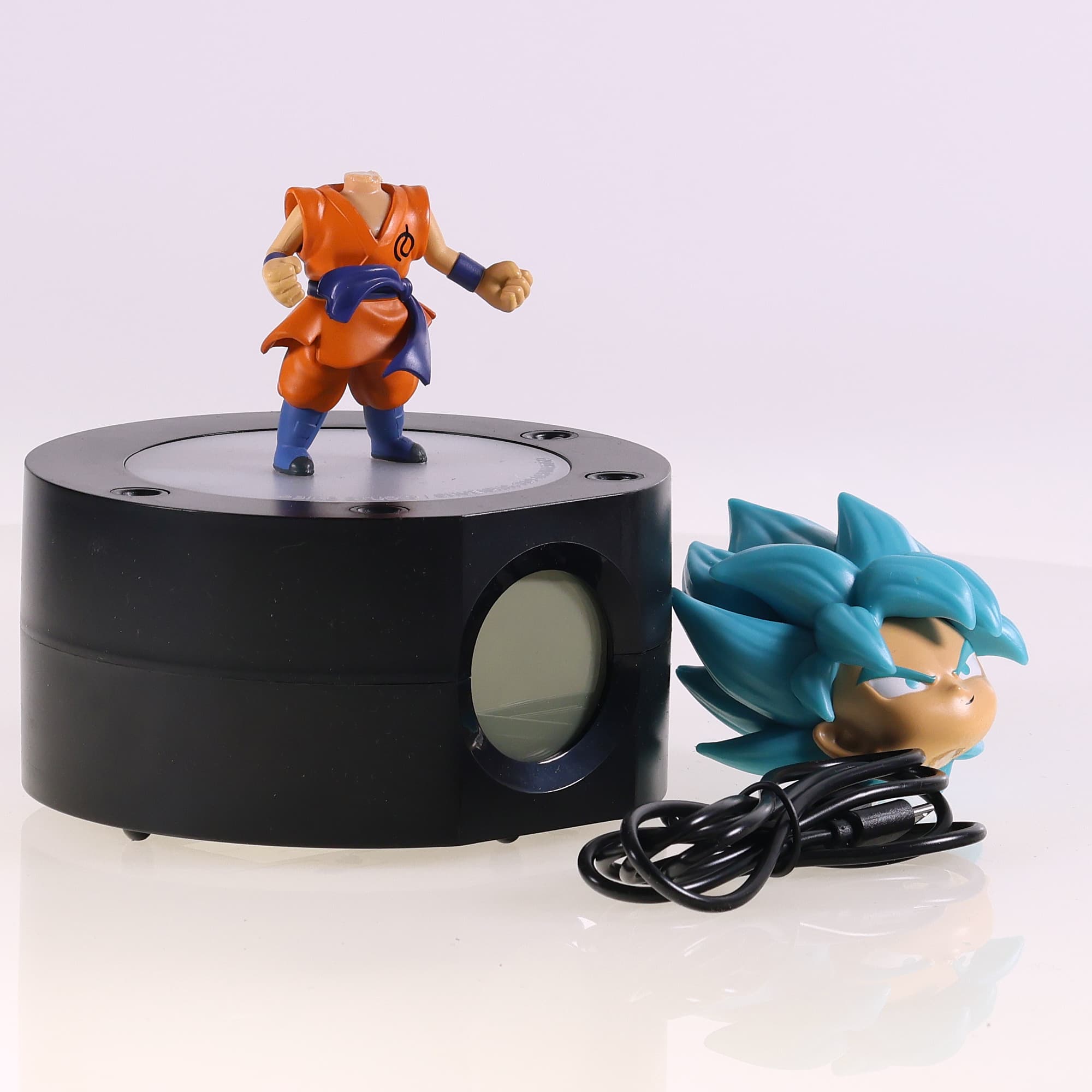 Teknofun Réveil Lumineux Dragon Ball Goku Super Saiyan God Super Saiyan état A  — miniature 9