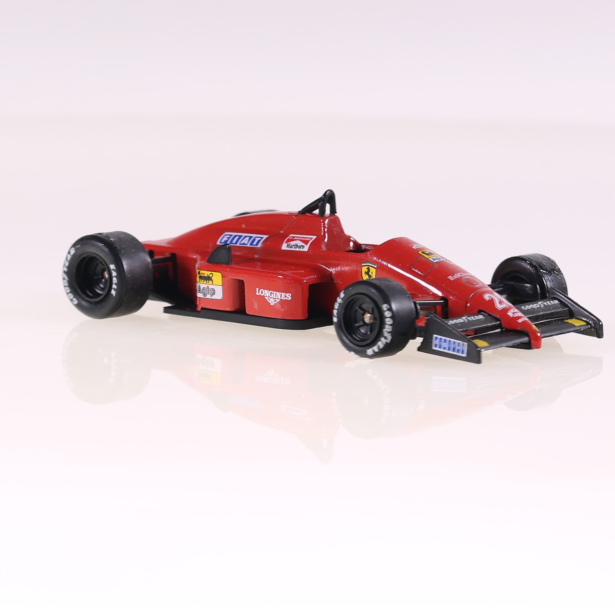 Onyx Ferrari F1 87-88C - Gerhard Berger #28 1/43 Rouge sans boîte — miniature 7