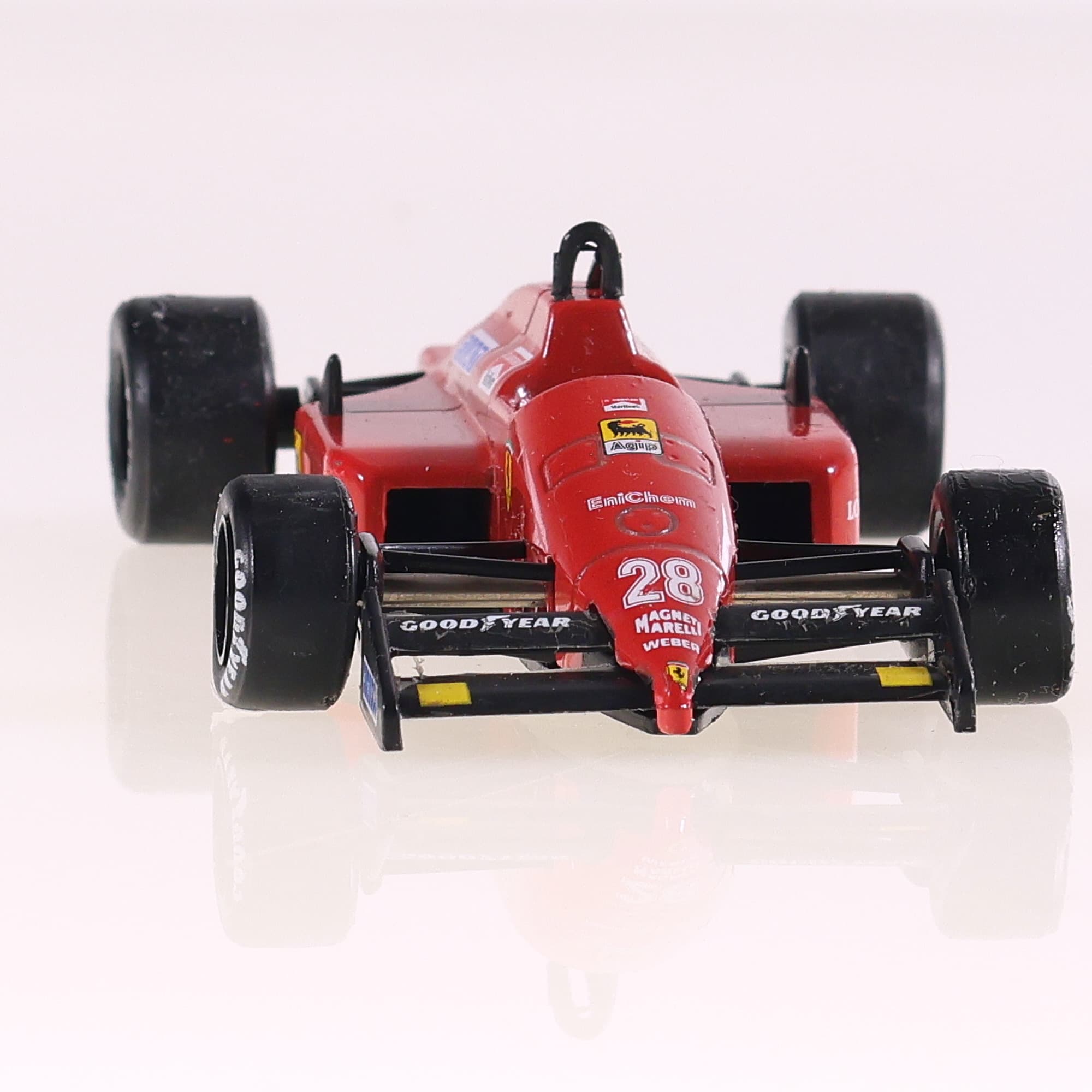 Onyx Ferrari F1 87-88C - Gerhard Berger #28 1/43 Rouge sans boîte — miniature 8