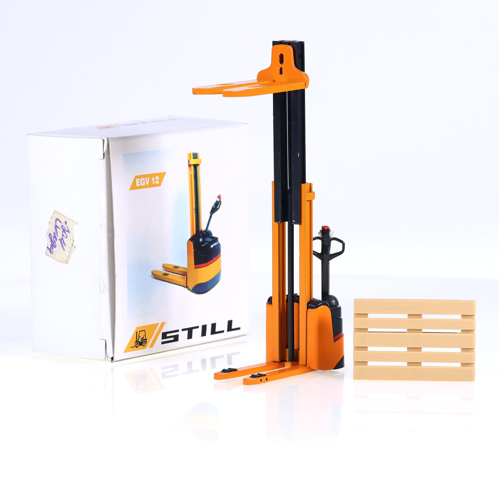 Conrad 2775 Still EGV 12 1/25 Orange avec boîte