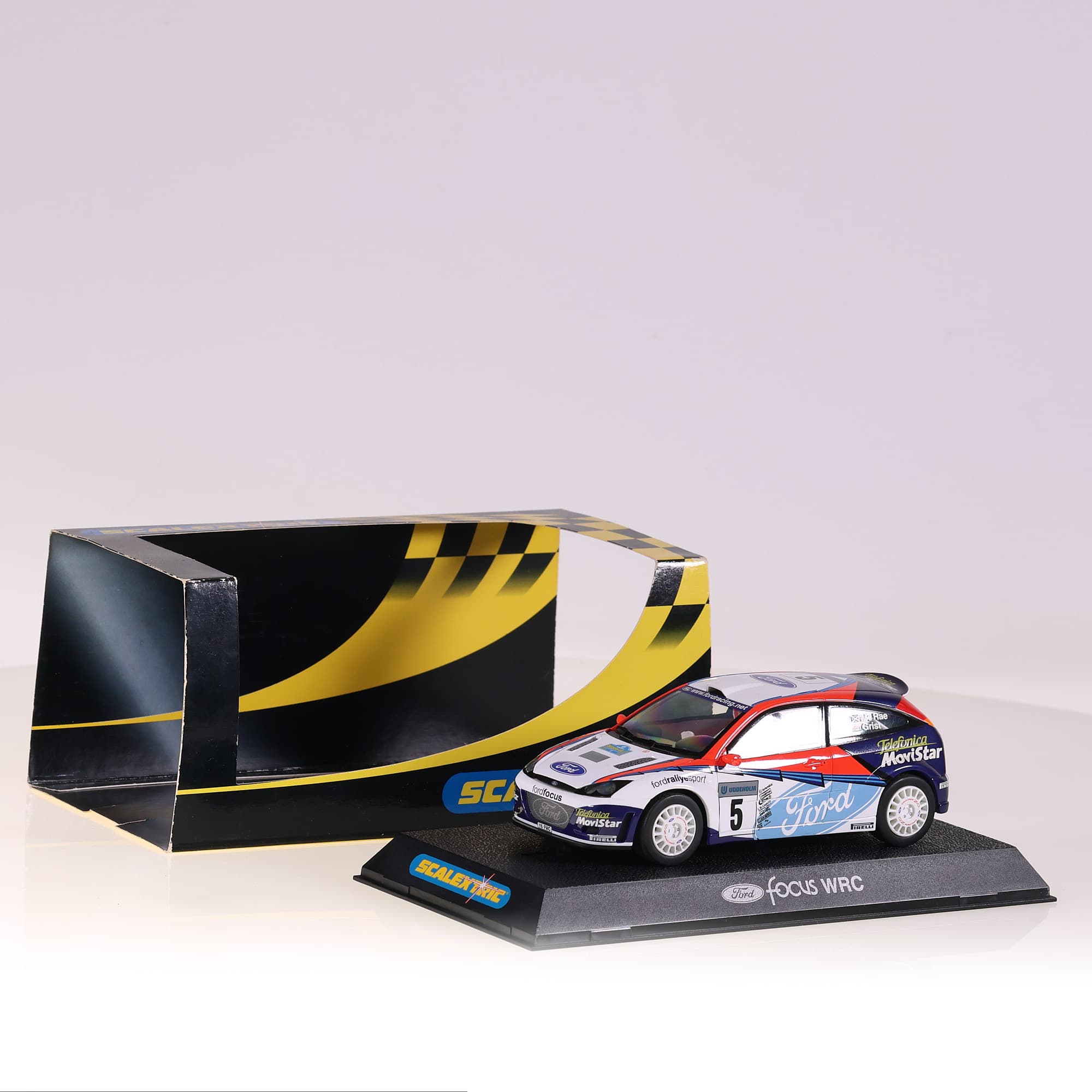 Scalextric Ford Focus WRC Course Bicolore 1/32slot car avec boîte