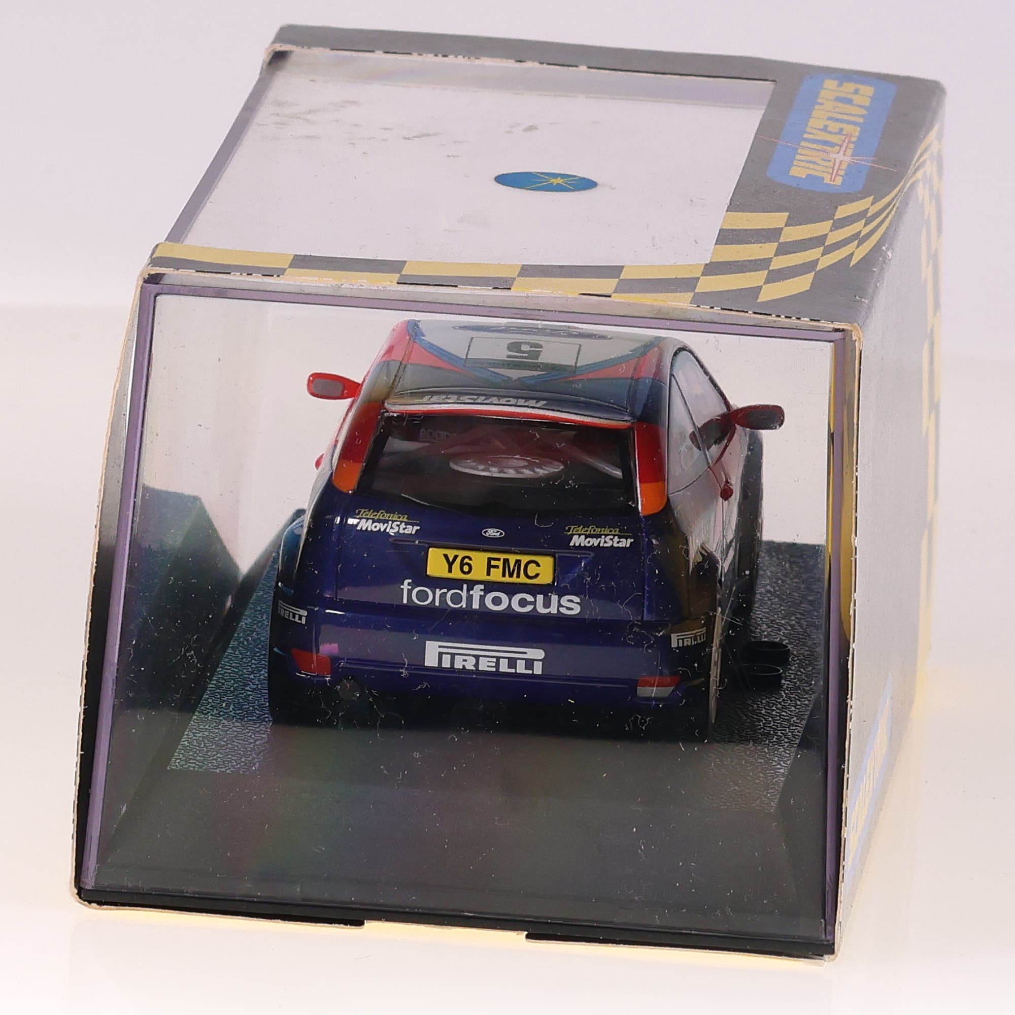 Scalextric Ford Focus WRC Course Bicolore 1/32slot car avec boîte — miniature 11