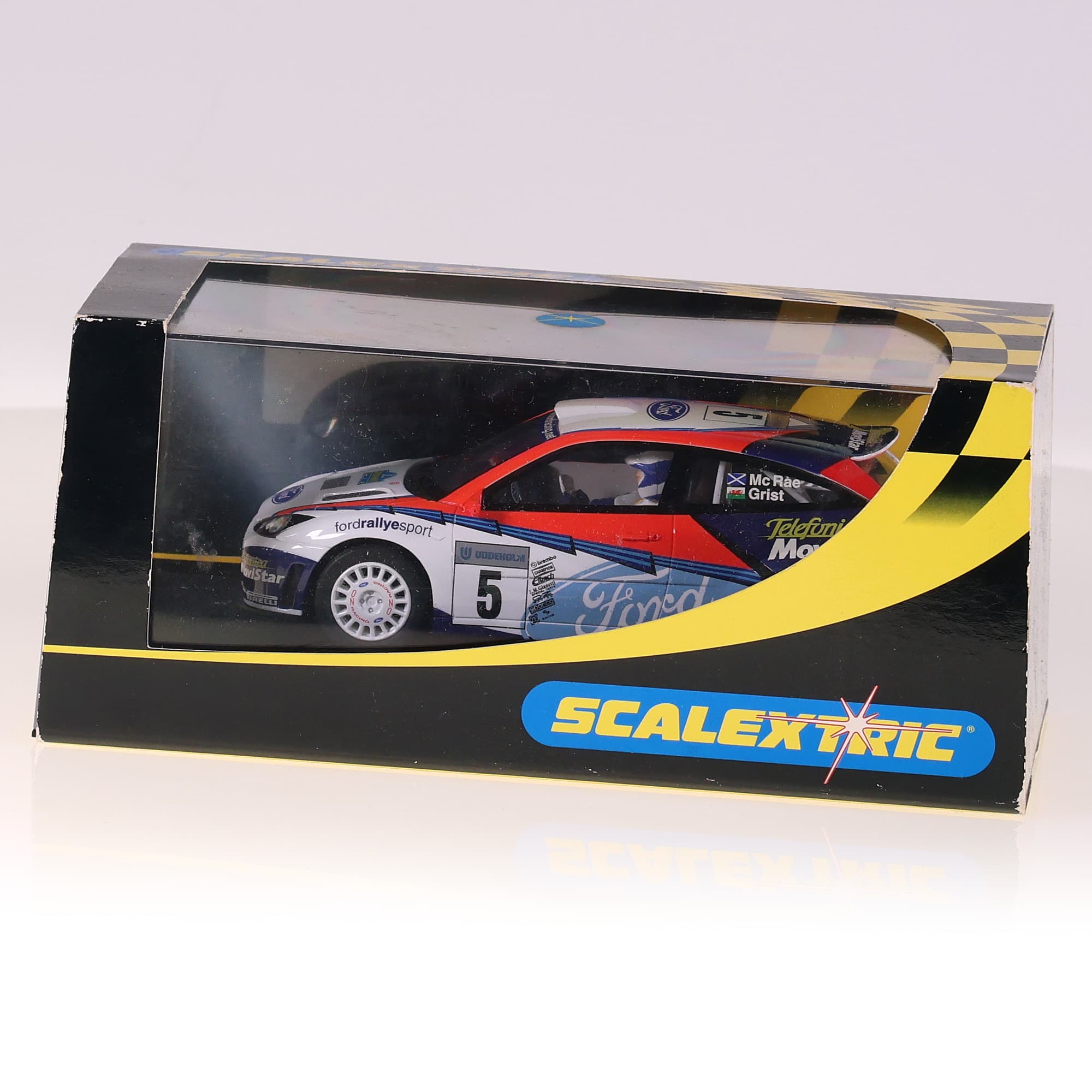 Scalextric Ford Focus WRC Course Bicolore 1/32slot car avec boîte — miniature 10