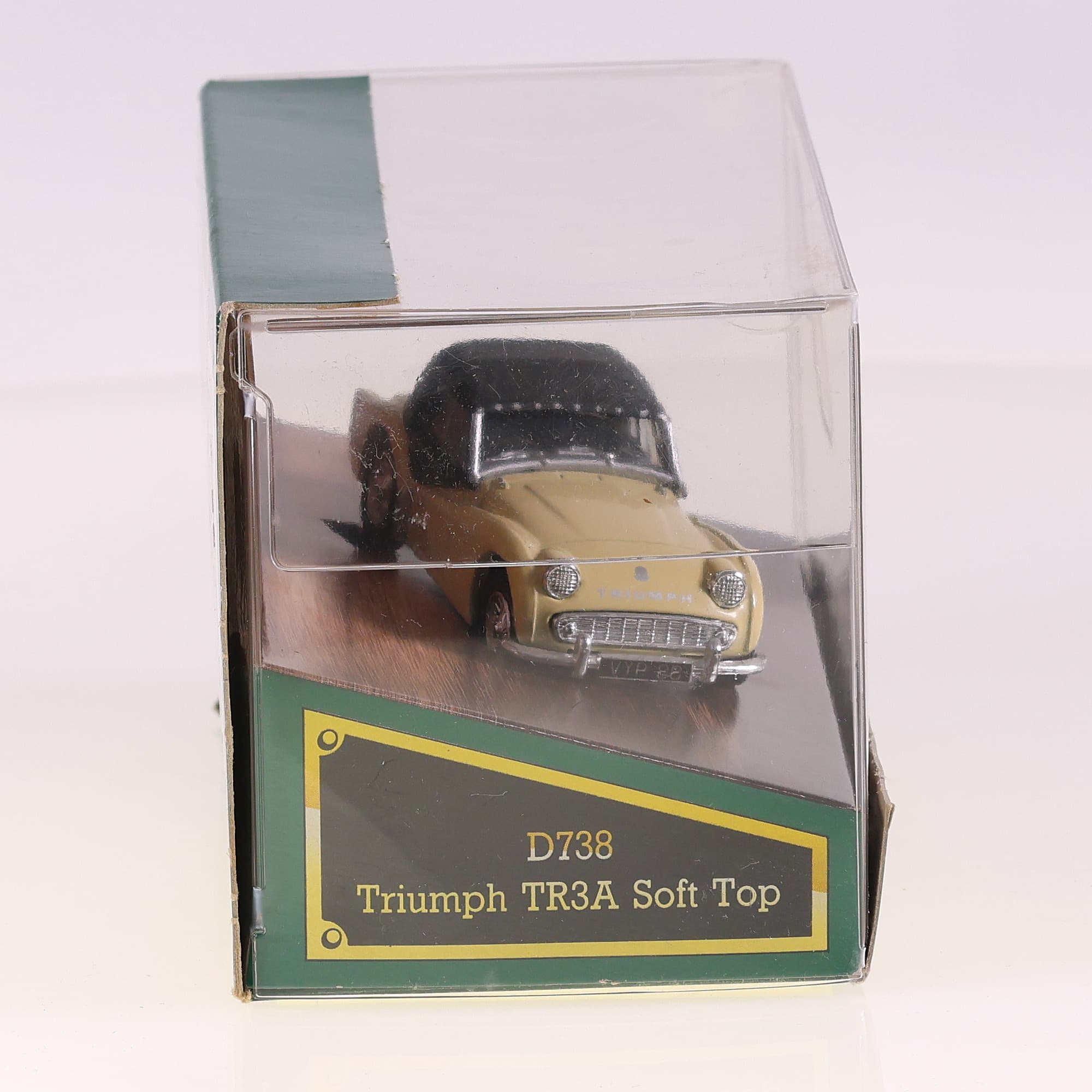 Corgi D738 Triumph TR3A Soft Top 1/43 Beige avec boîte — miniature 7
