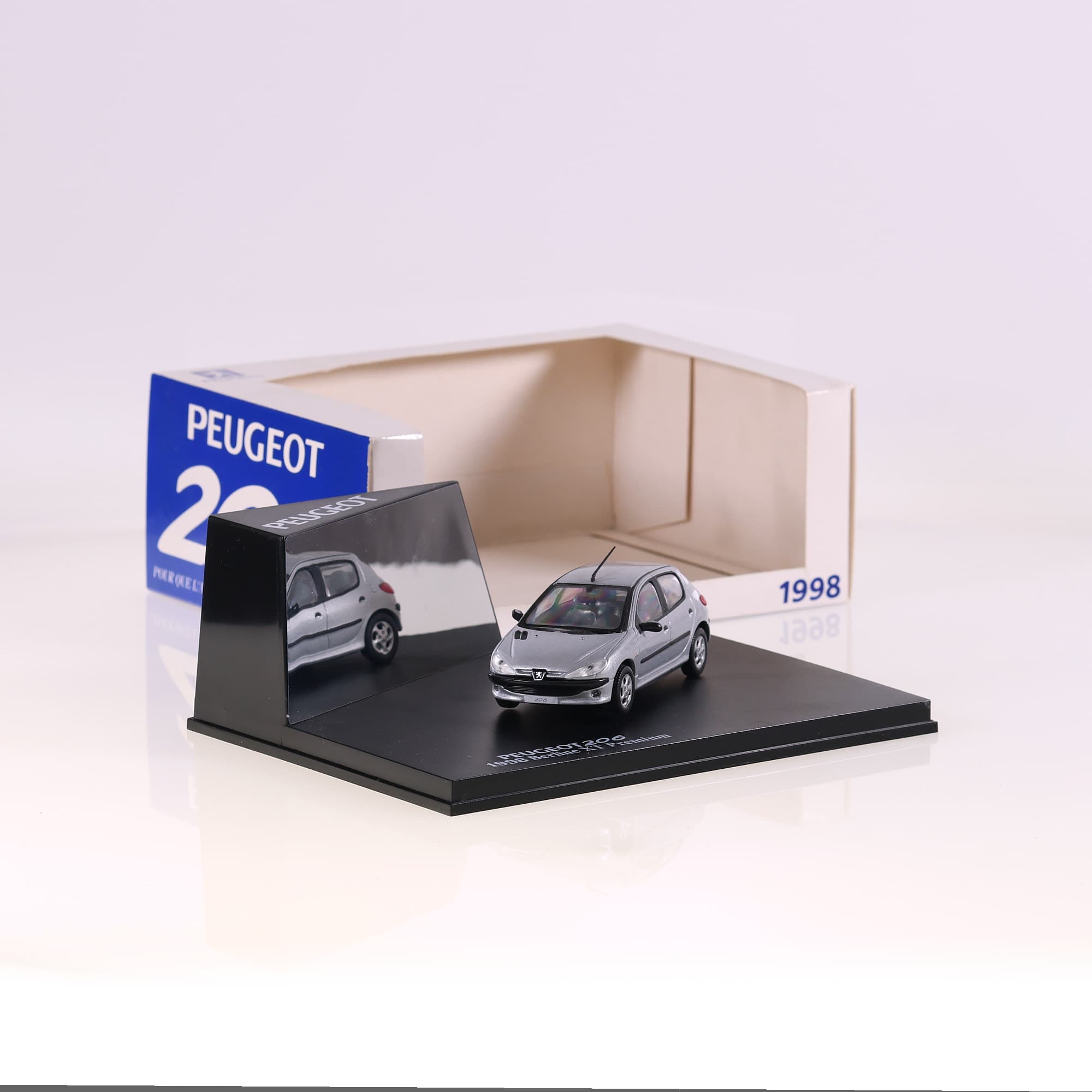 Norev Peugeot 206 1998 Berline XT Premium 1998 1/43 Gris