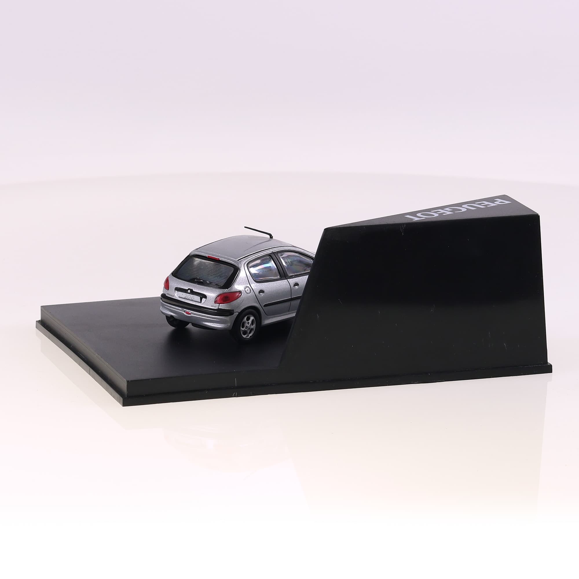 Norev Peugeot 206 1998 Berline XT Premium 1998 1/43 Gris — miniature 6