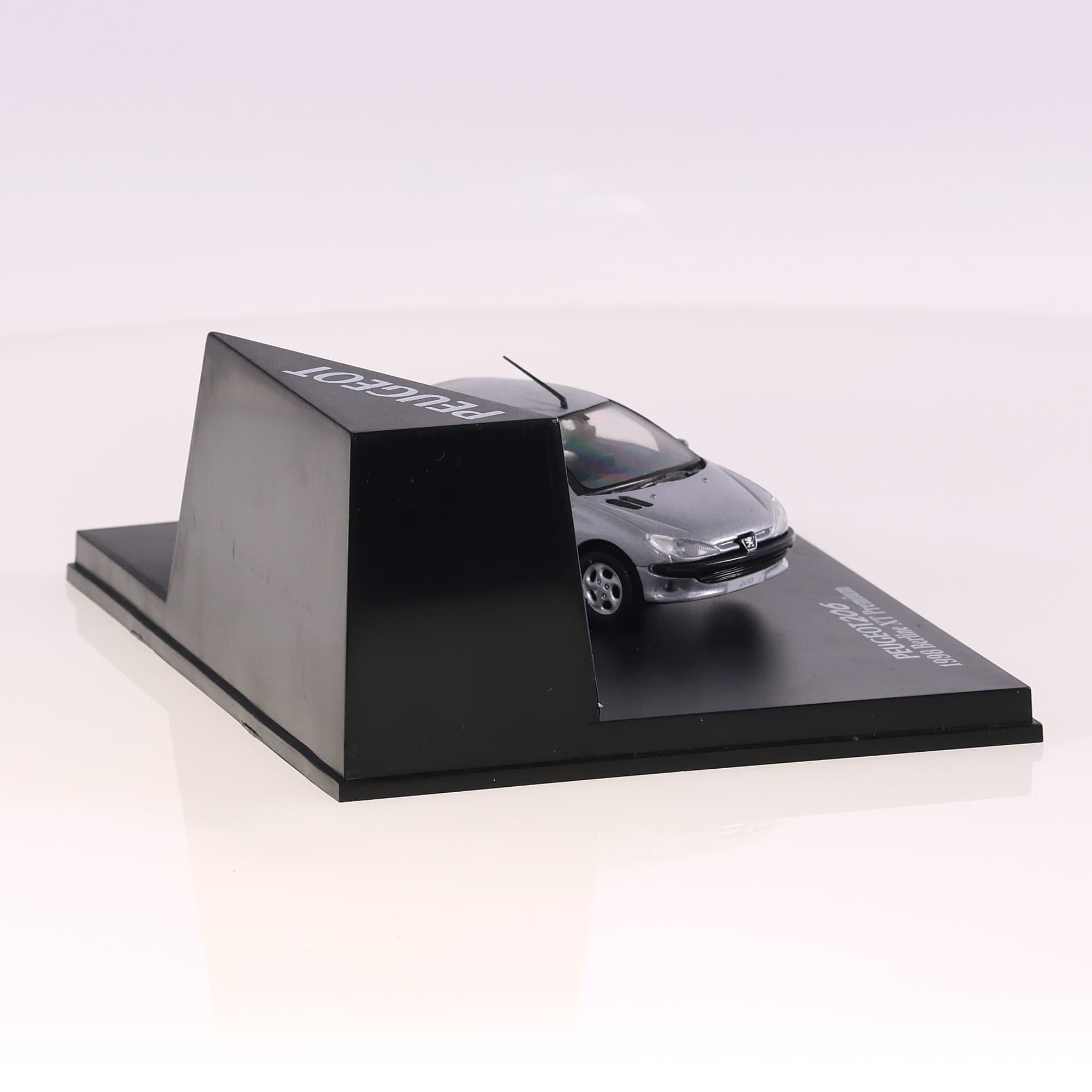 Norev Peugeot 206 1998 Berline XT Premium 1998 1/43 Gris — miniature 8