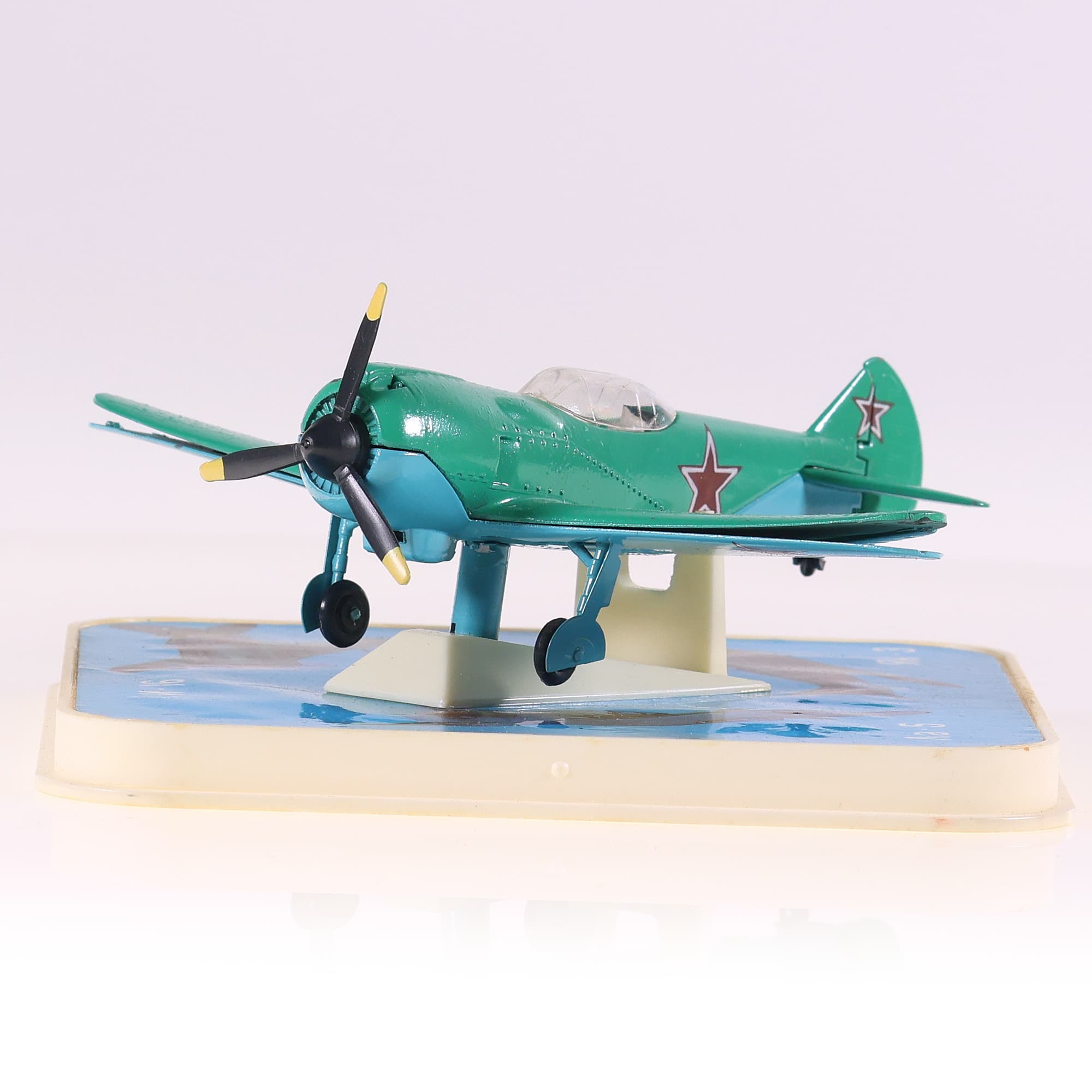 URSS avion envergure 13 cm avec boîte — photo 1