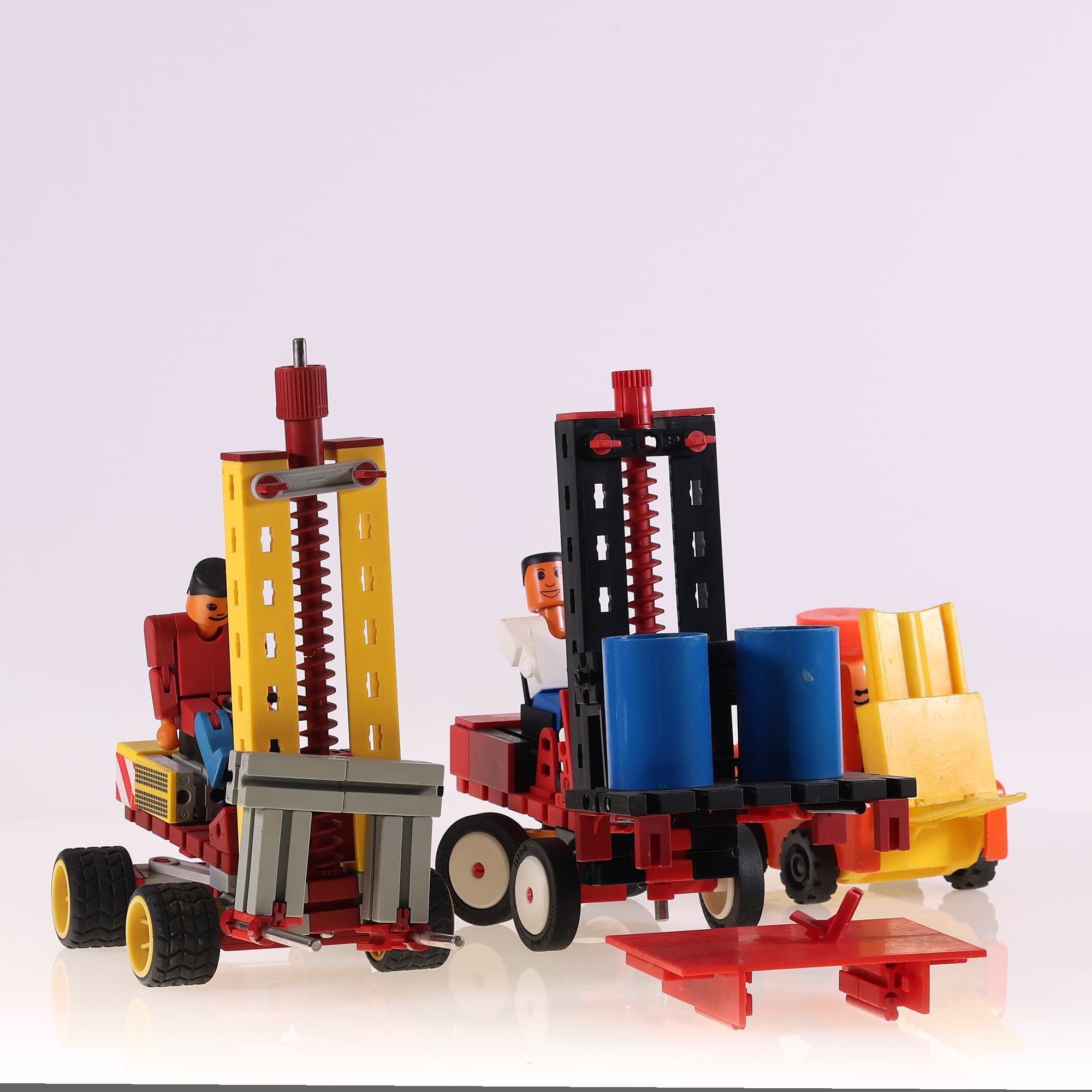fischertechnik 57483 Basic Vehicles transpalette forklift montés avec boîte — miniature 9