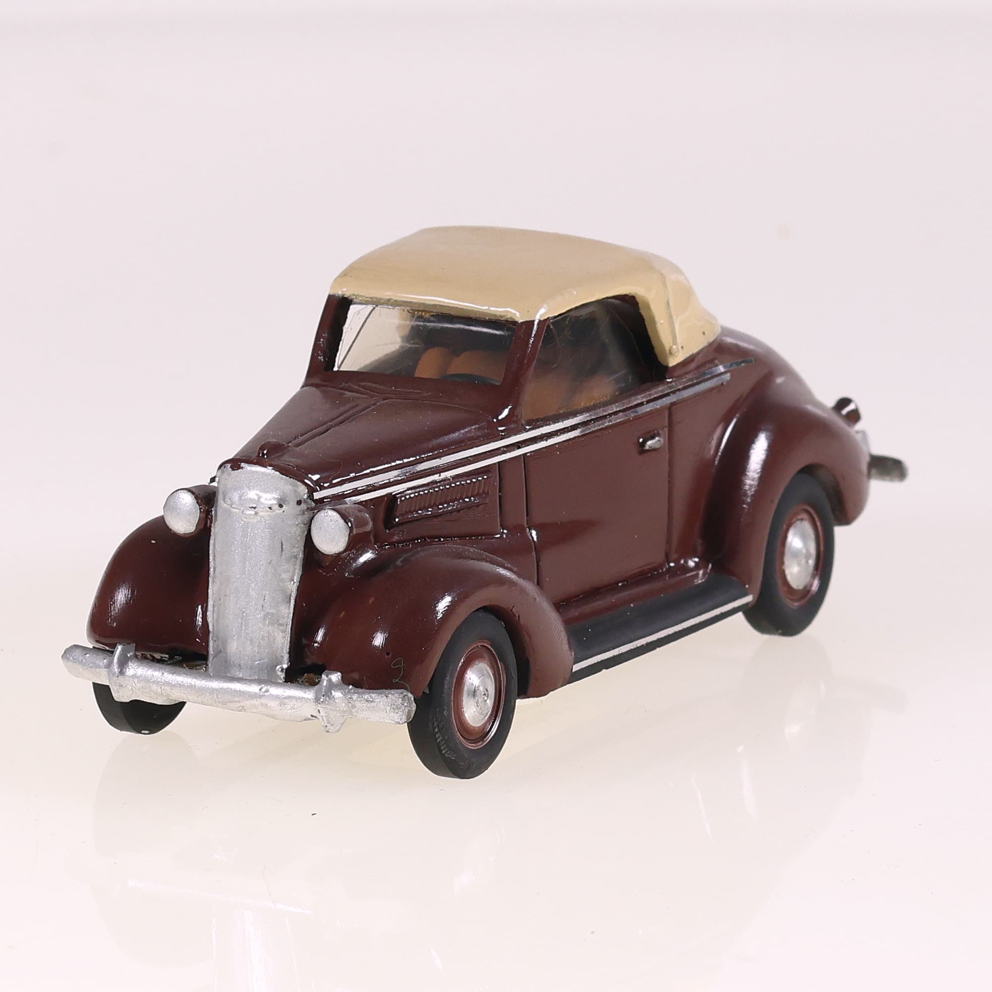 R Modelli R kit résine Chevrolet Standard 1/43 Marron sans boîte