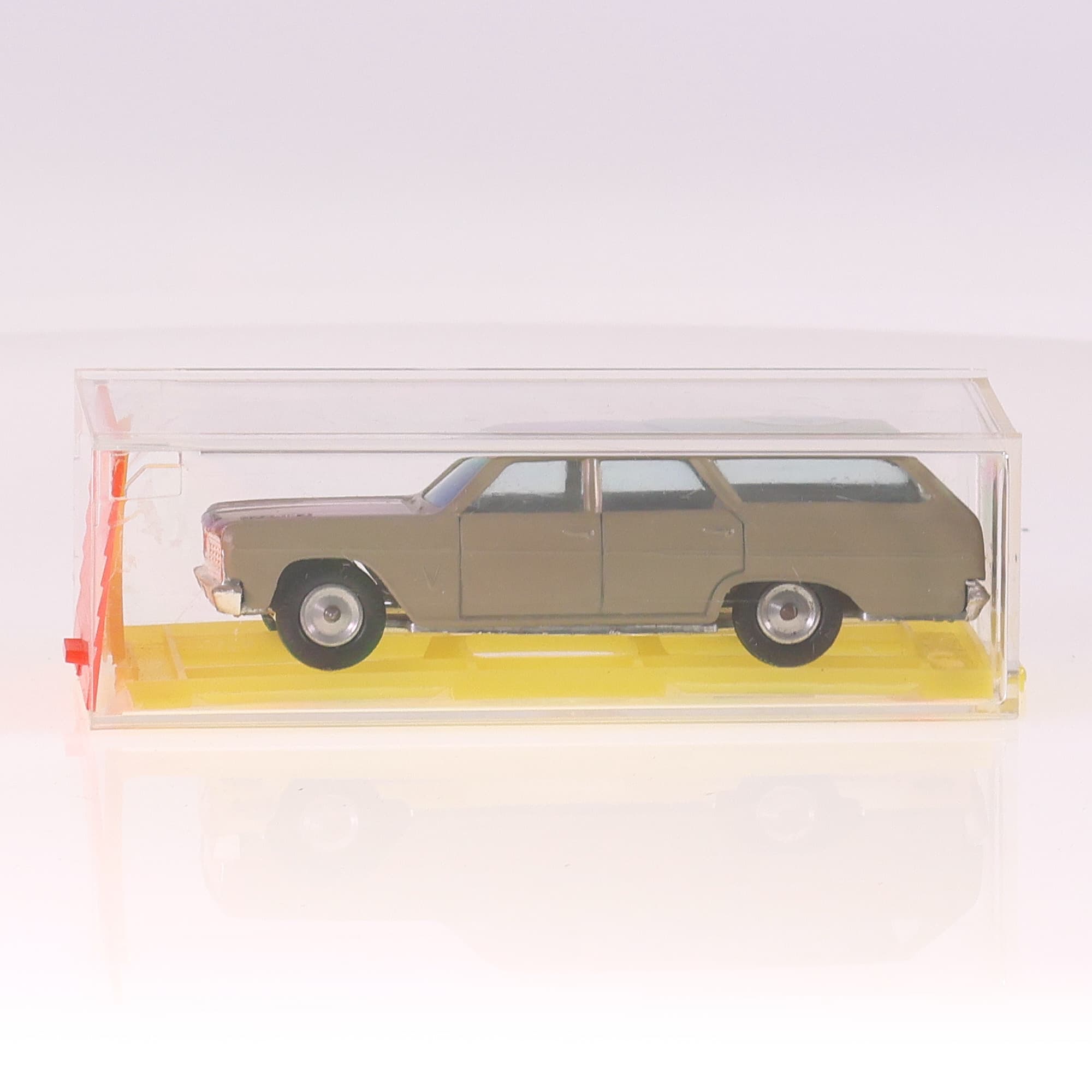 Gamda Koor 8100/3 Chevrolet Chevelle Station Wagon militaire 1/43 avec boîte — miniature 11