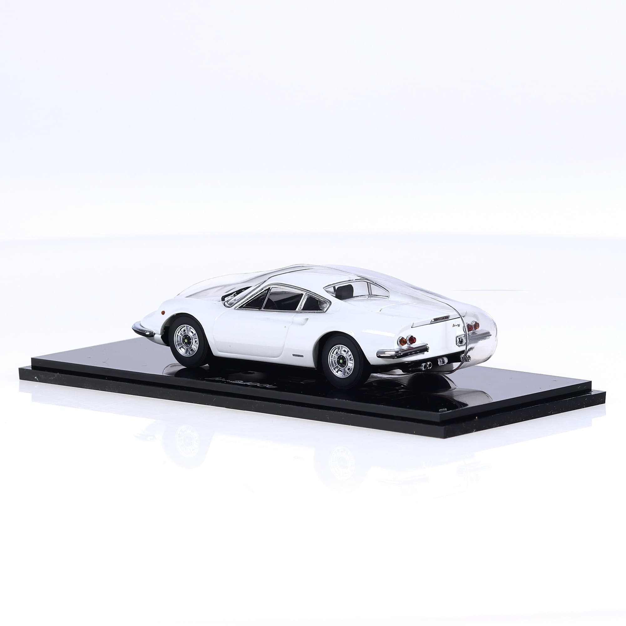 Kyosho 05081W Ferrari Dino 246 GT  1/43 Blanc neuf avec boîte — miniature 3