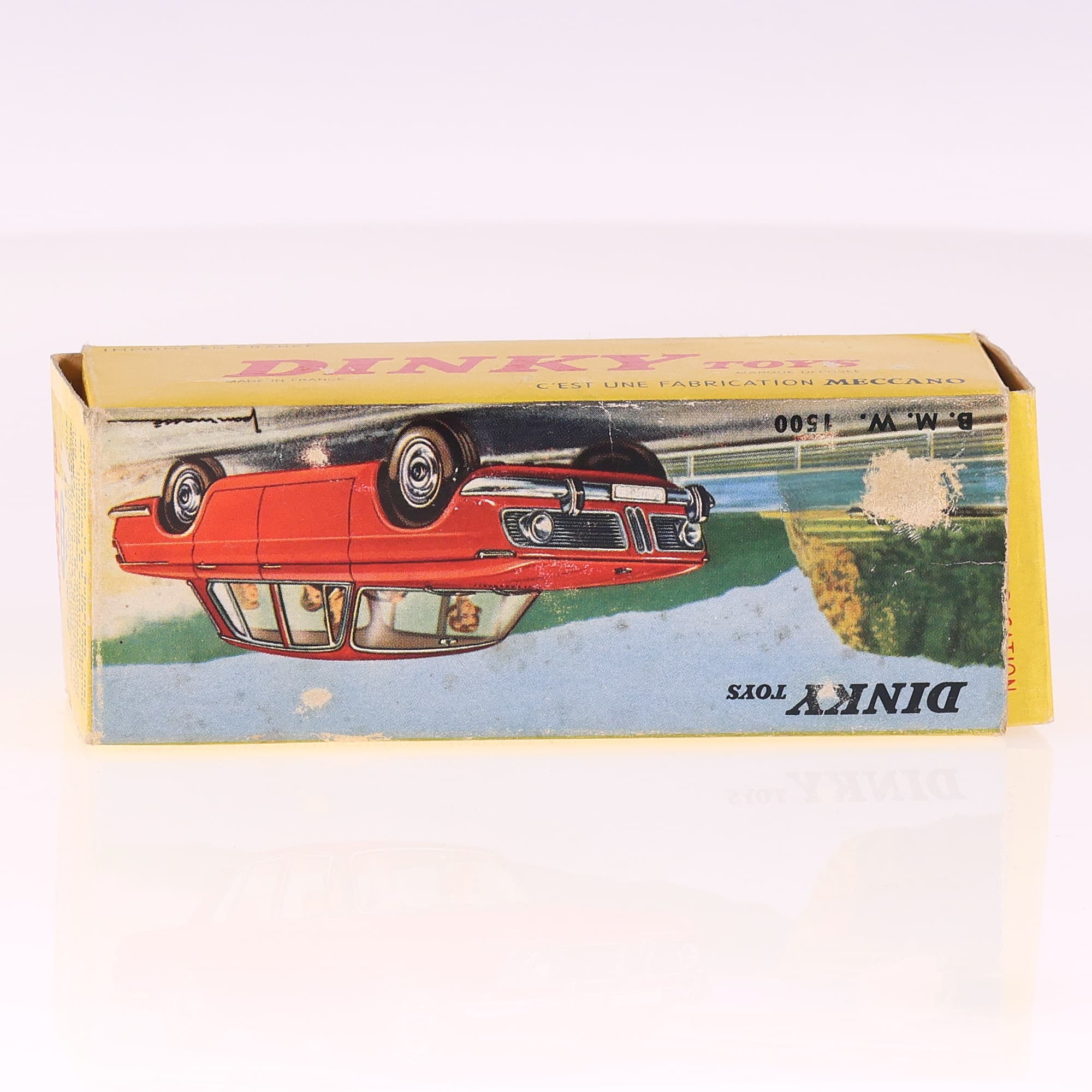 Dinky Toys F n°534 BMW 1500 1/43 rouge vif état A avec boîte — miniature 13