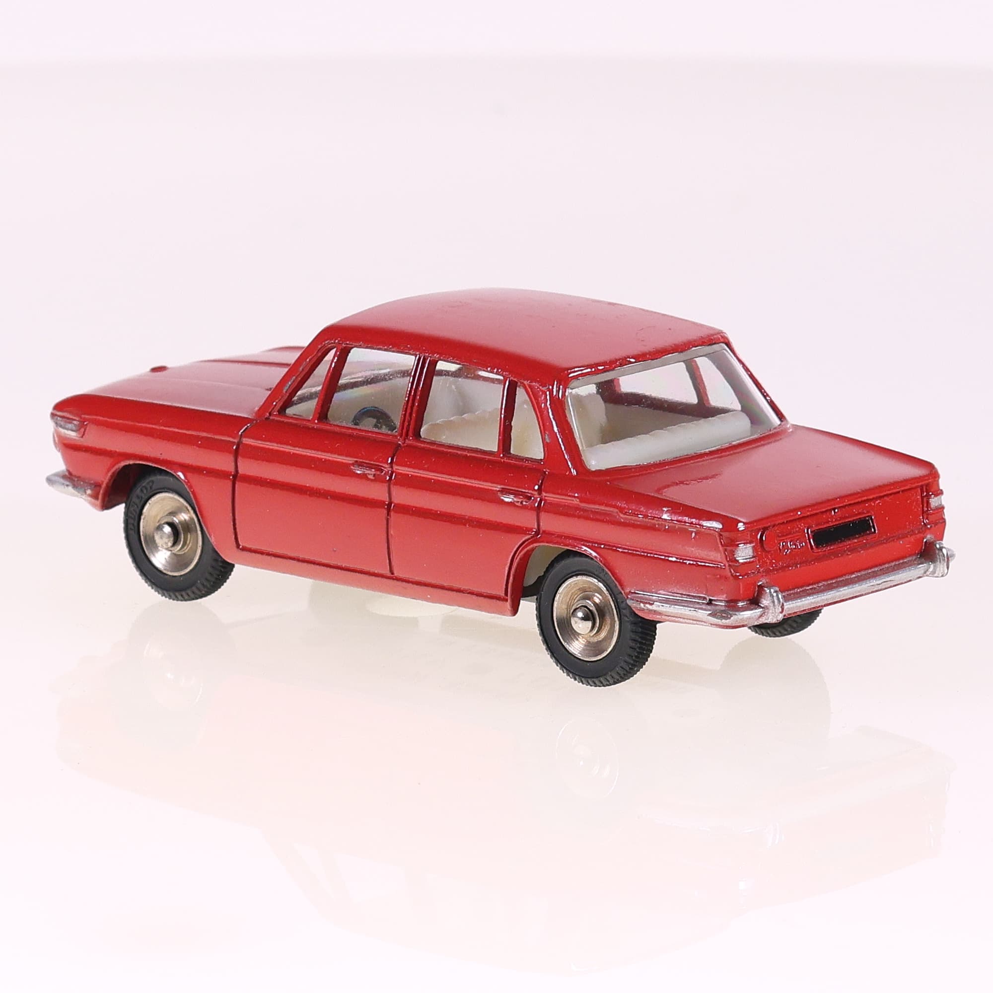 Dinky Toys F n°534 BMW 1500 1/43 rouge vif état A avec boîte — miniature 3