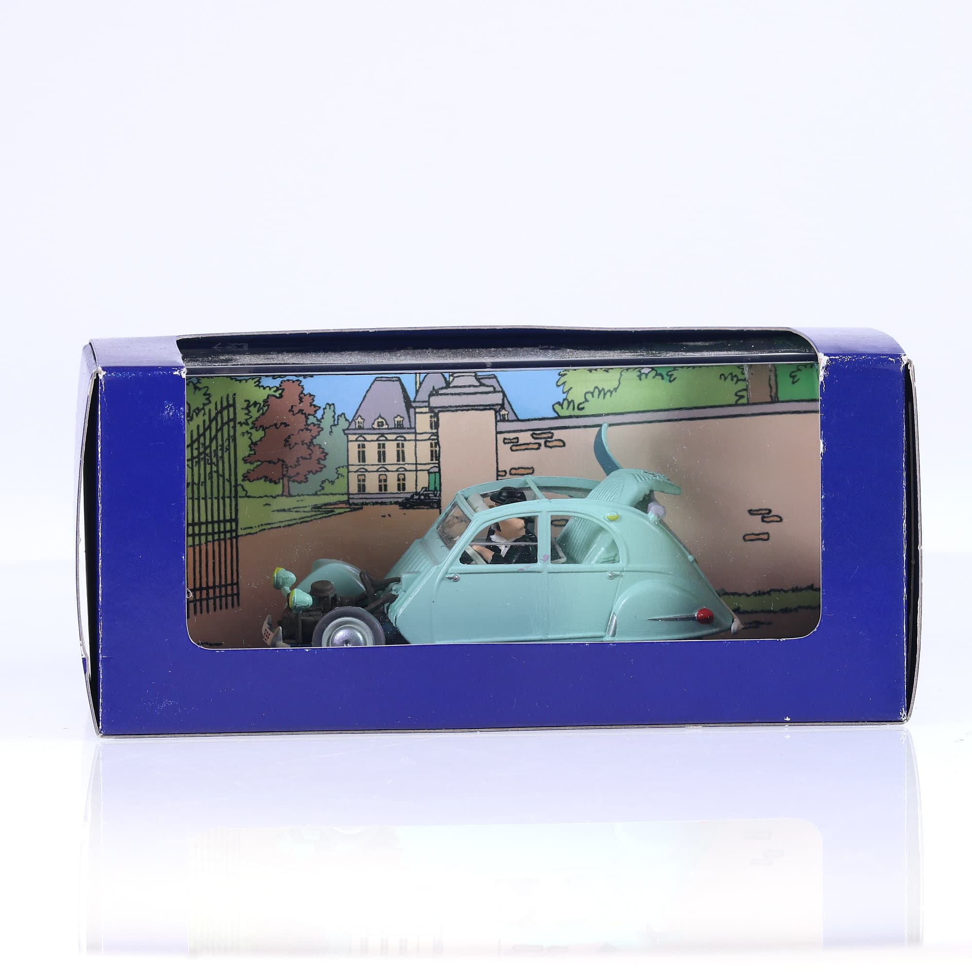 Atlas Citroën La 2CV emboutie - Bijoux de la Castafiore - Tintin 1/43  — miniature 10