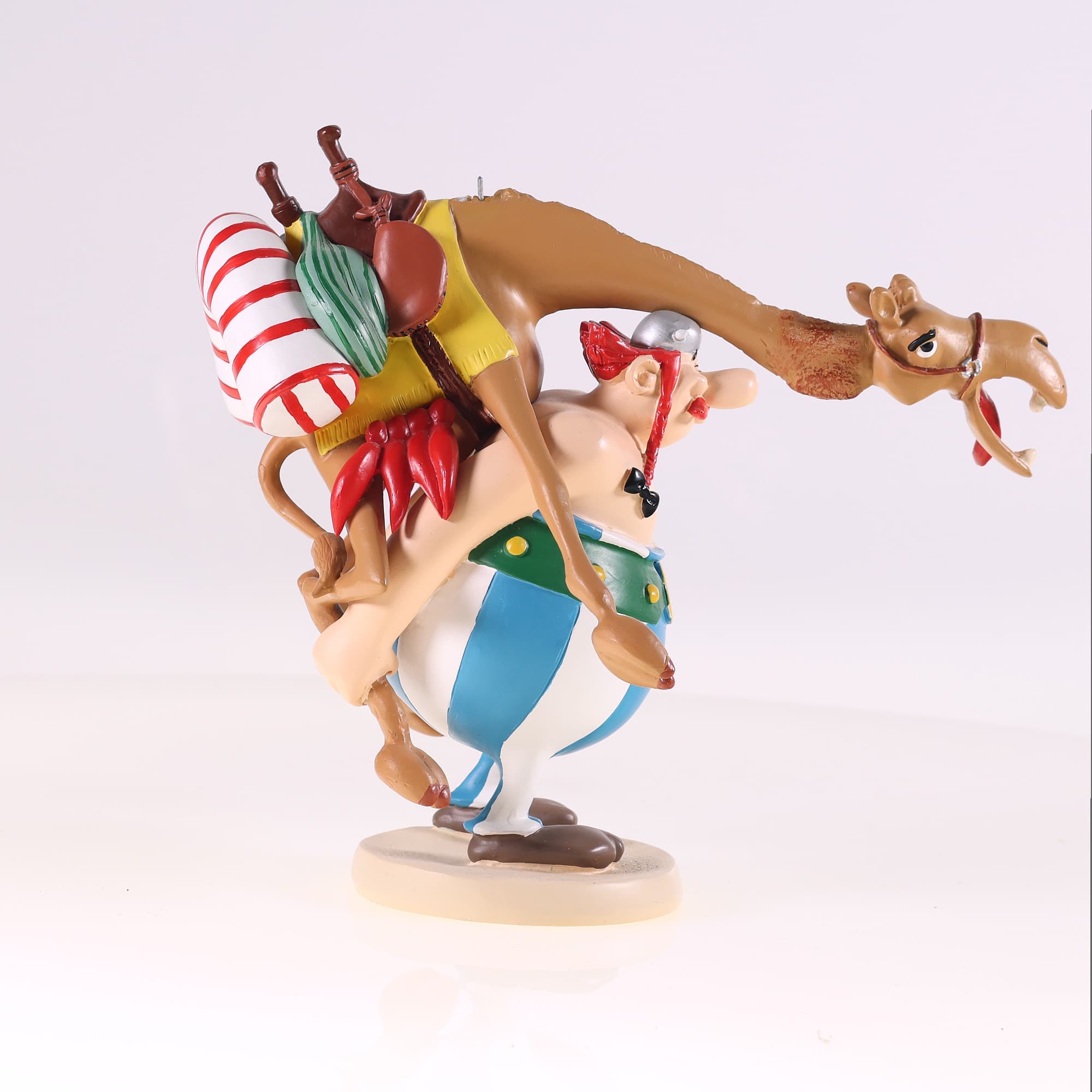 Plastoy - Astérix et Obélix - Obélix portant un dromadaire  — miniature 7