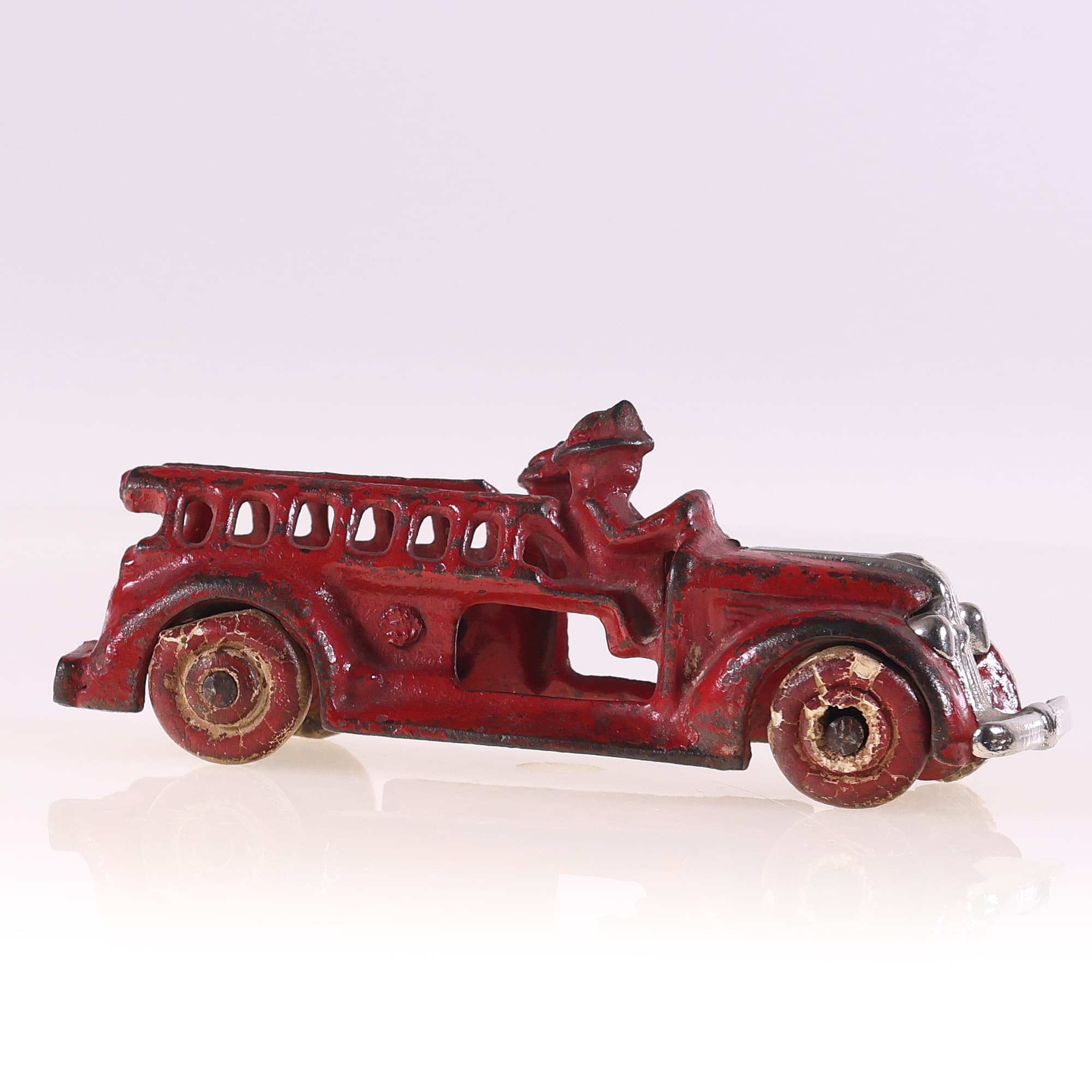 Arcade Pontiac Camion de pompiers port échelles 12 cm Rouge Grade B — miniature 6