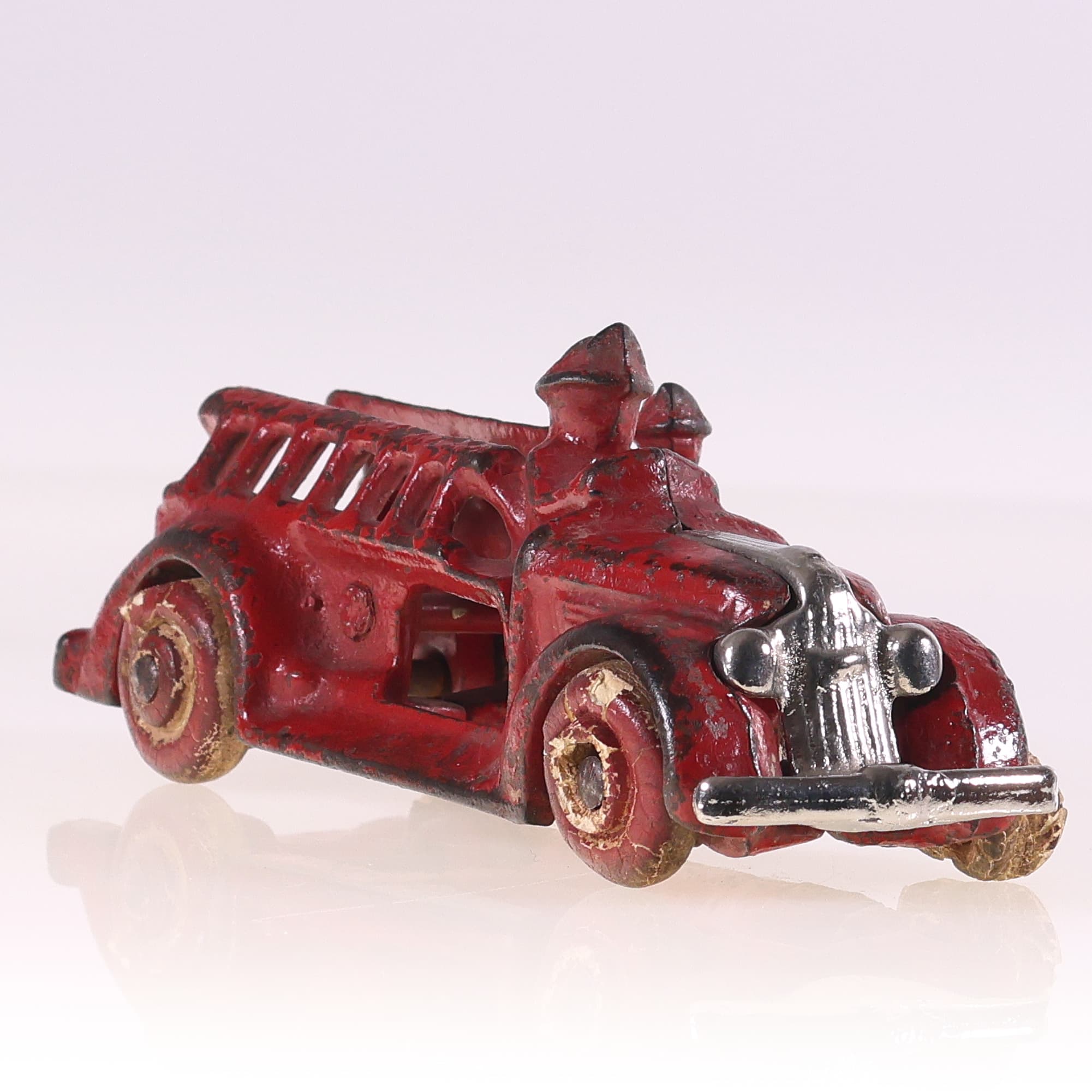 Arcade Pontiac Camion de pompiers port échelles 12 cm Rouge Grade B — miniature 7