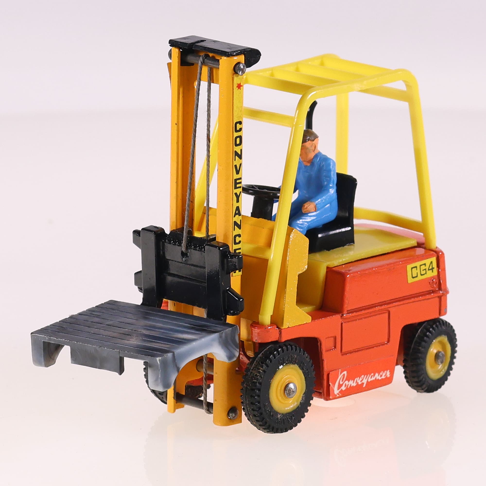 Dinky Toys 404 Conveyancer Fork Lift Truck 1/43 Bicolore avec boîte — miniature 9