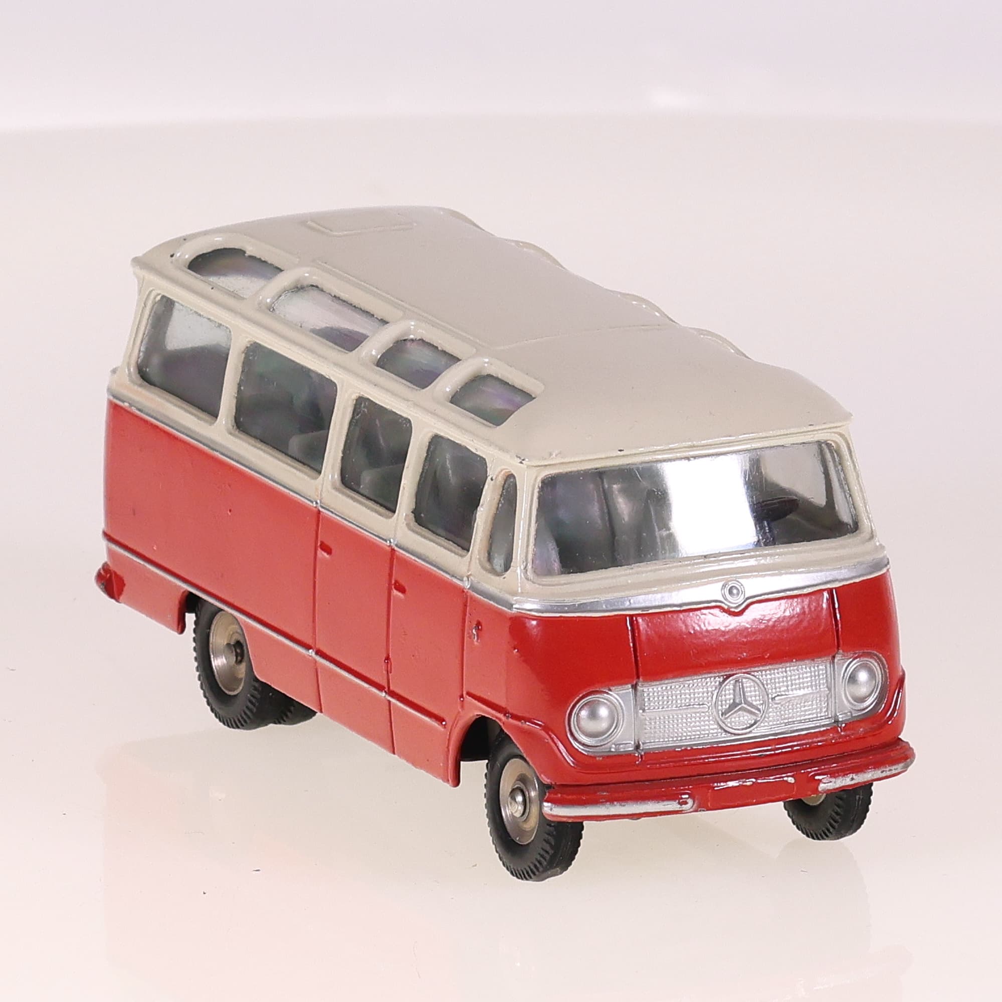 Dinky Toys  n° 541 Mercedes-Benz Car 1/43 Bicolore  — miniature 8