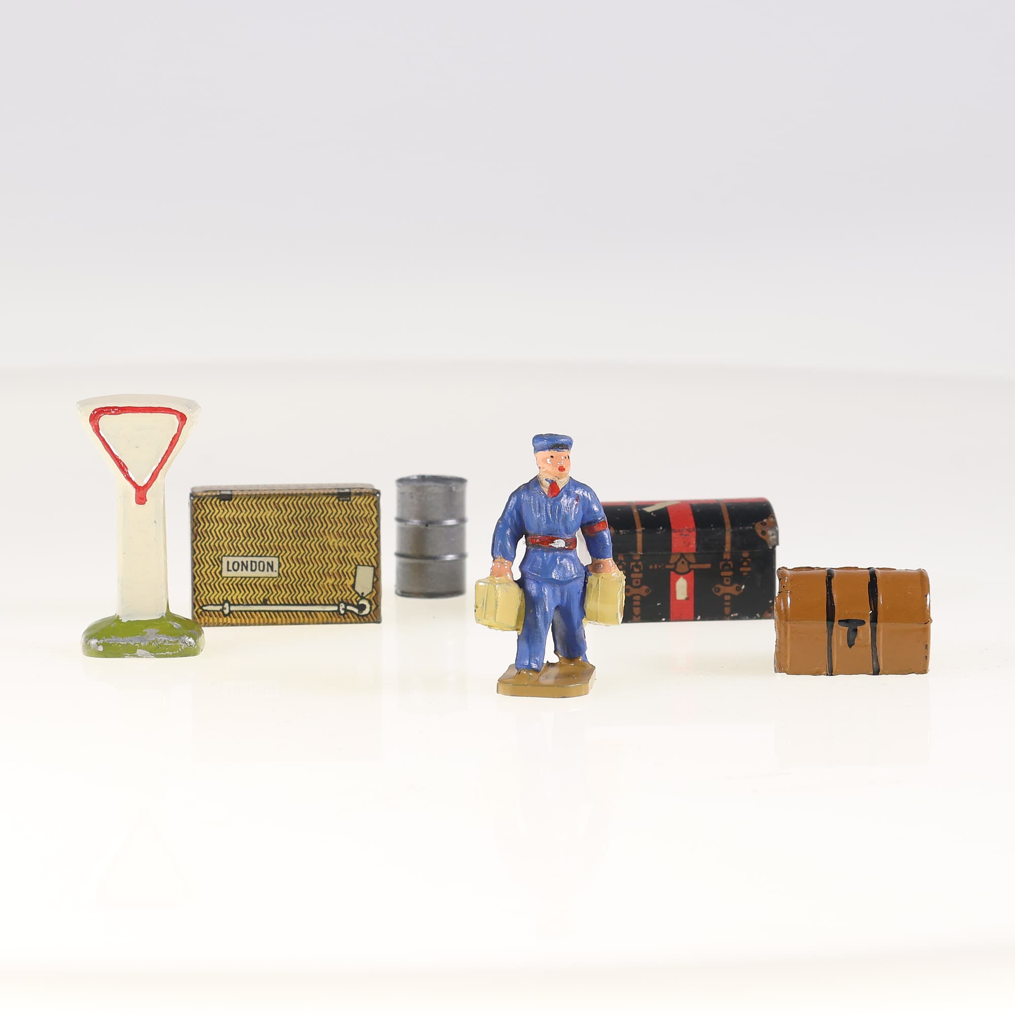 Accessoires miniatures (signalisation, bagages, diable, fûts) Grade B sans boîte — miniature 4