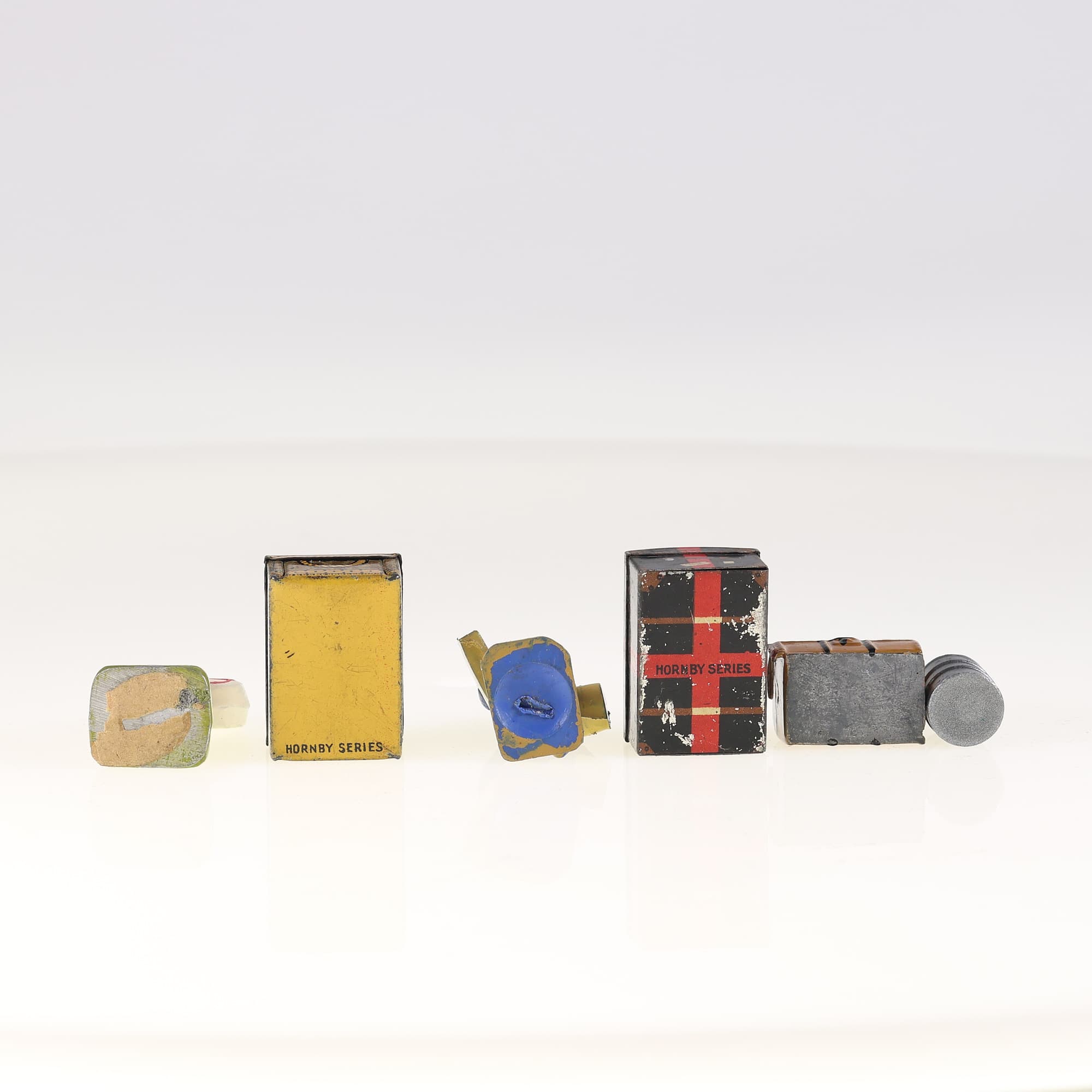 Accessoires miniatures (signalisation, bagages, diable, fûts) Grade B sans boîte — miniature 5