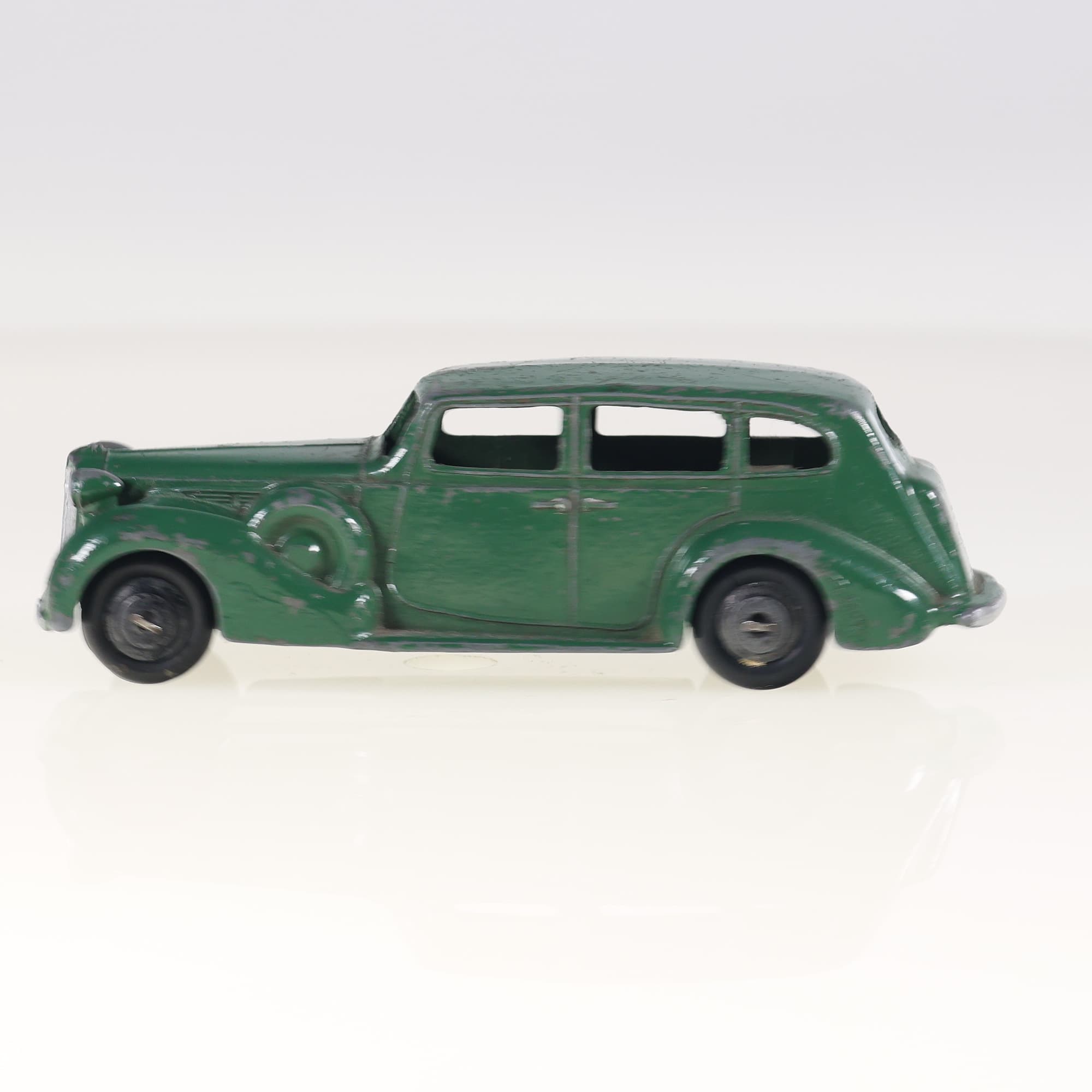 Dinky Toys 39A Packard super huit 1/43 Vert 
