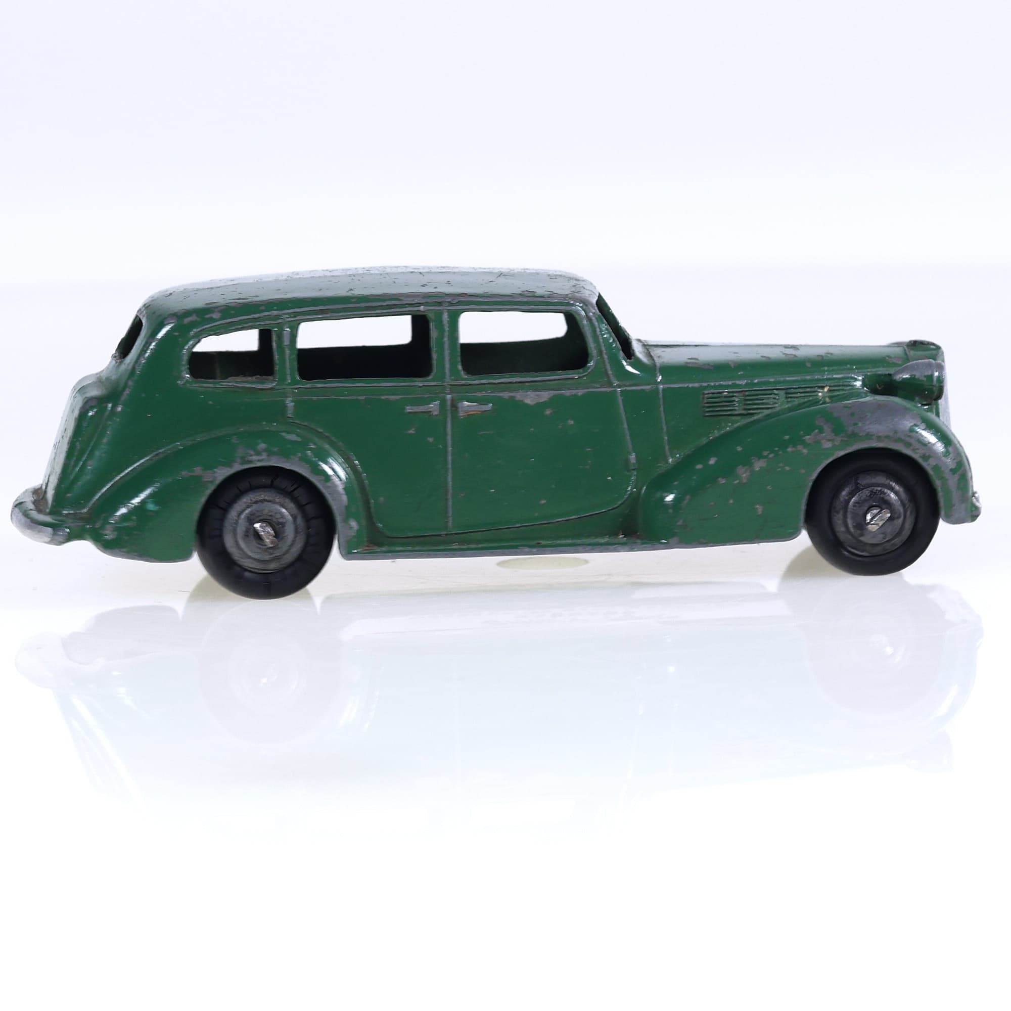 Dinky Toys 39A Packard super huit 1/43 Vert  — miniature 15