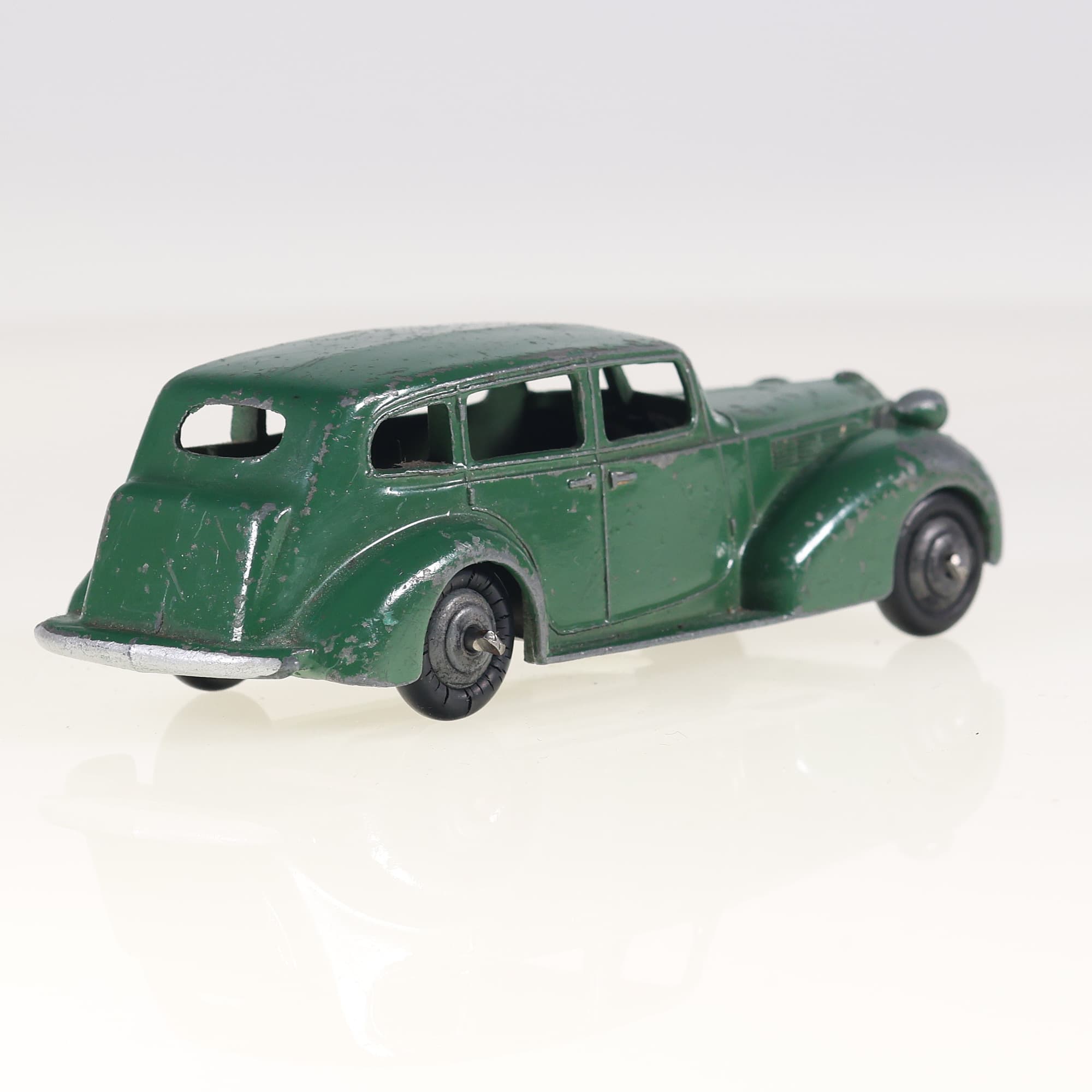 Dinky Toys 39A Packard super huit 1/43 Vert  — miniature 4