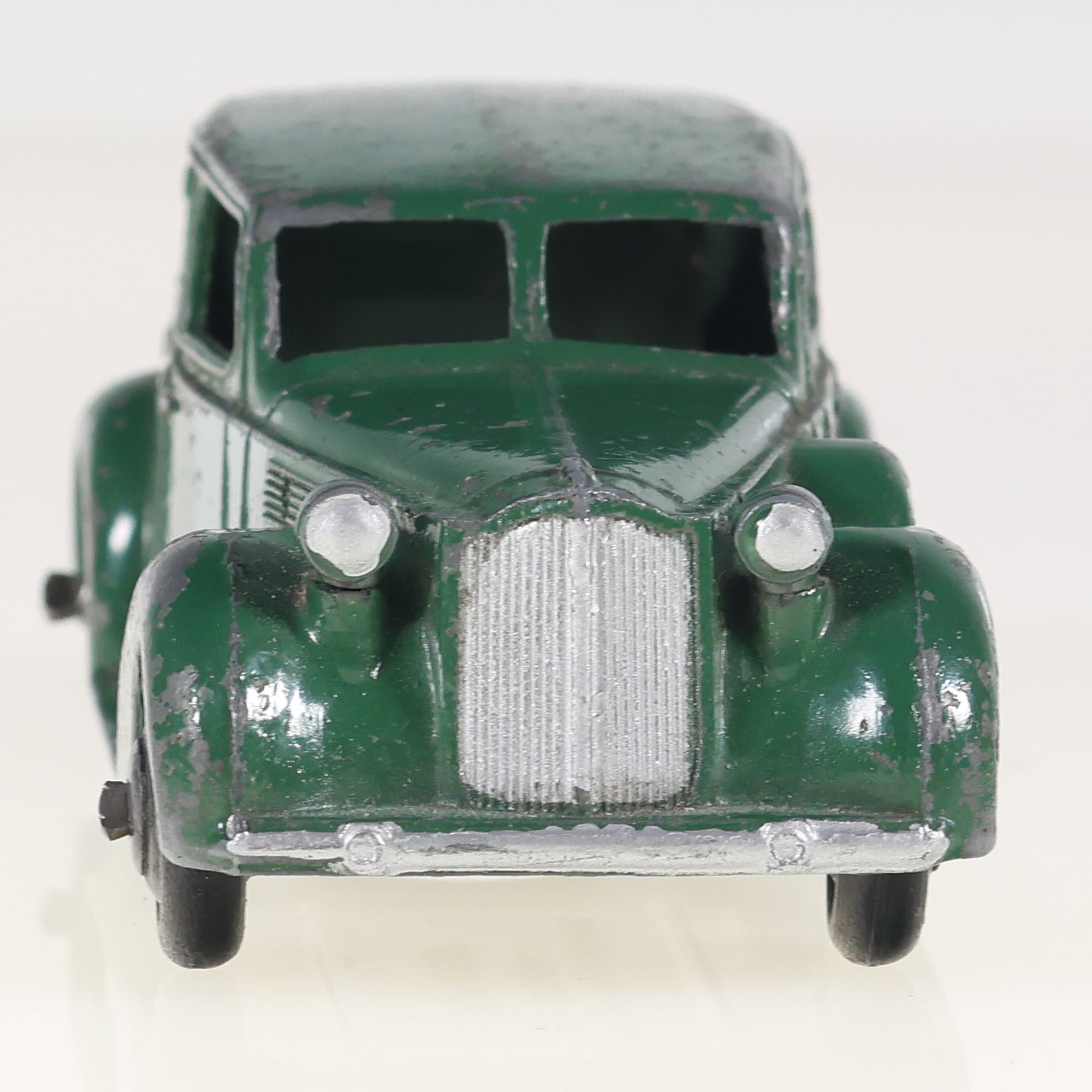 Dinky Toys 39A Packard super huit 1/43 Vert  — miniature 7