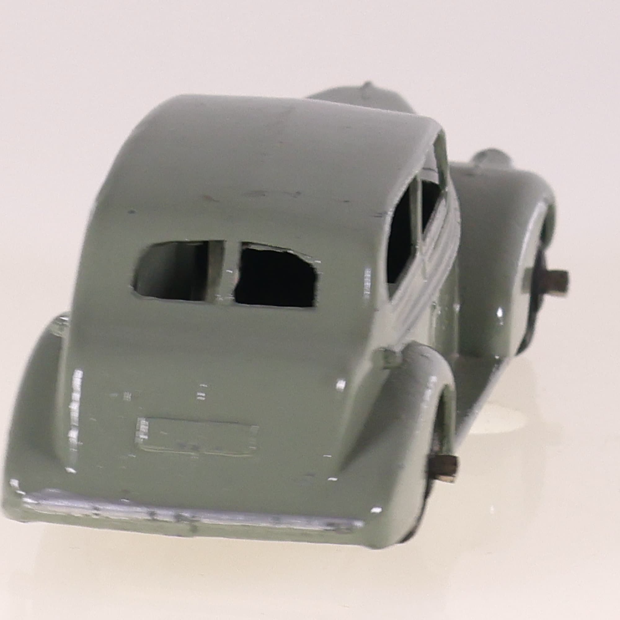 Dinky Toys GB 39B Oldsmobile Six sedan 1/43 Gris  — miniature 4