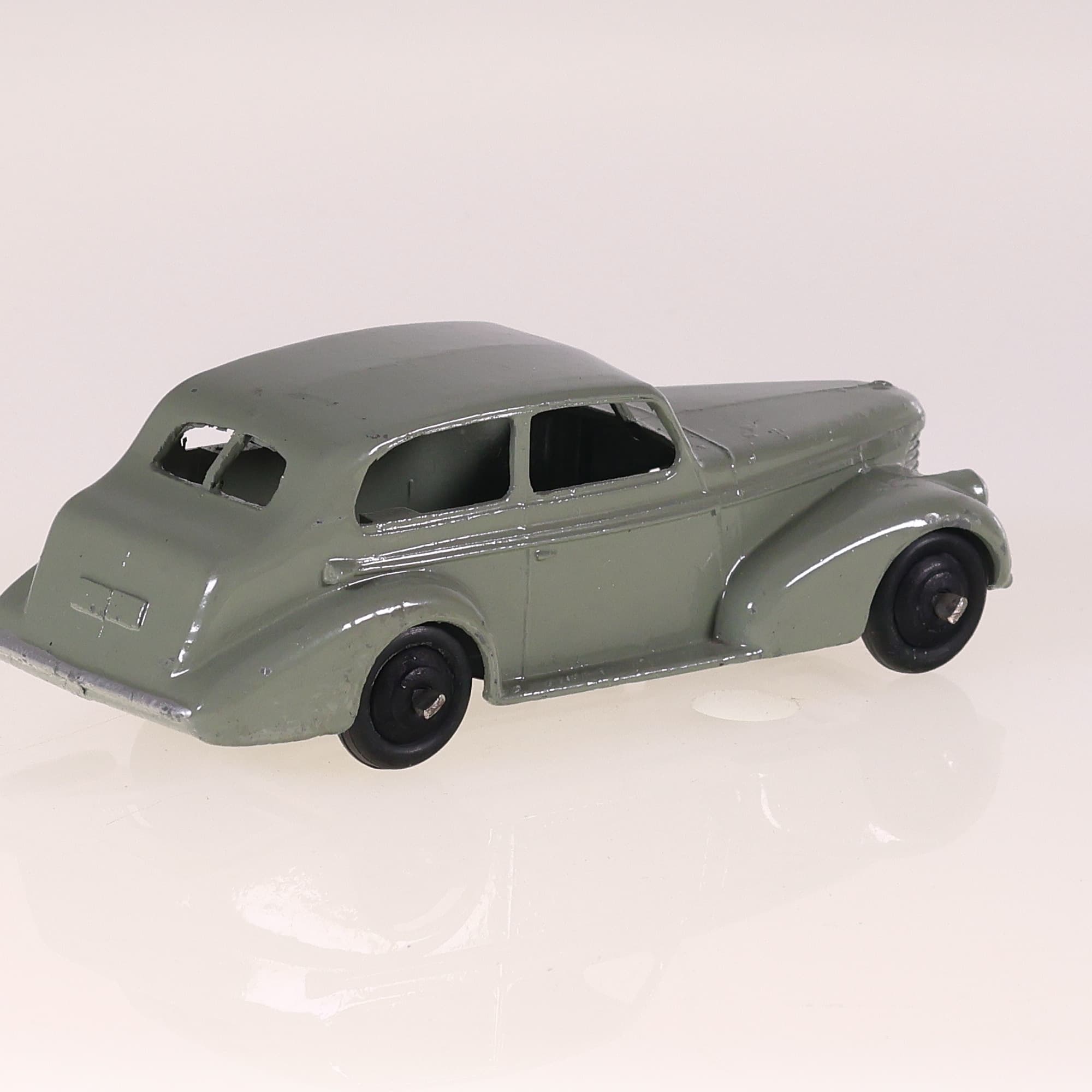 Dinky Toys GB 39B Oldsmobile Six sedan 1/43 Gris  — miniature 5