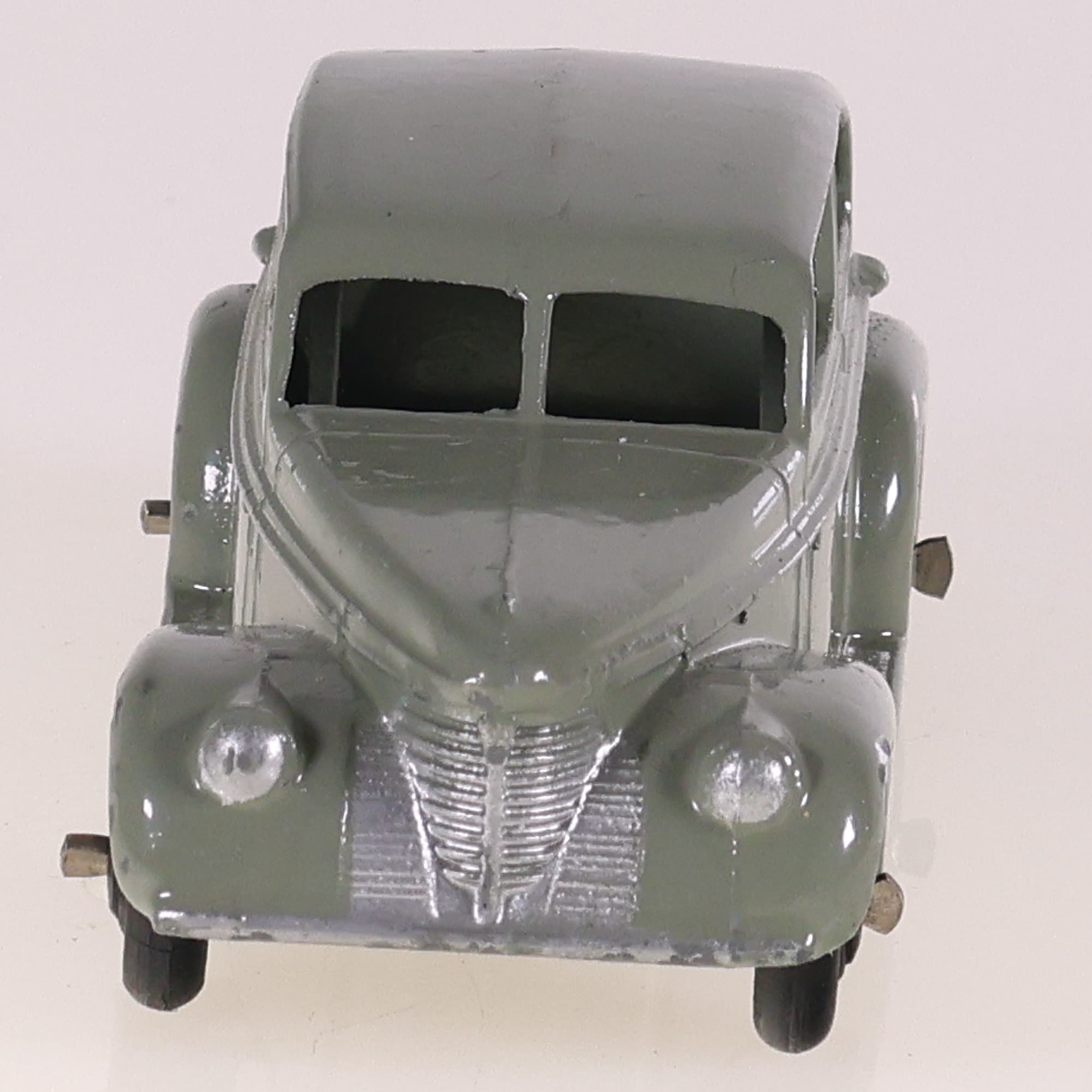 Dinky Toys GB 39B Oldsmobile Six sedan 1/43 Gris  — miniature 8