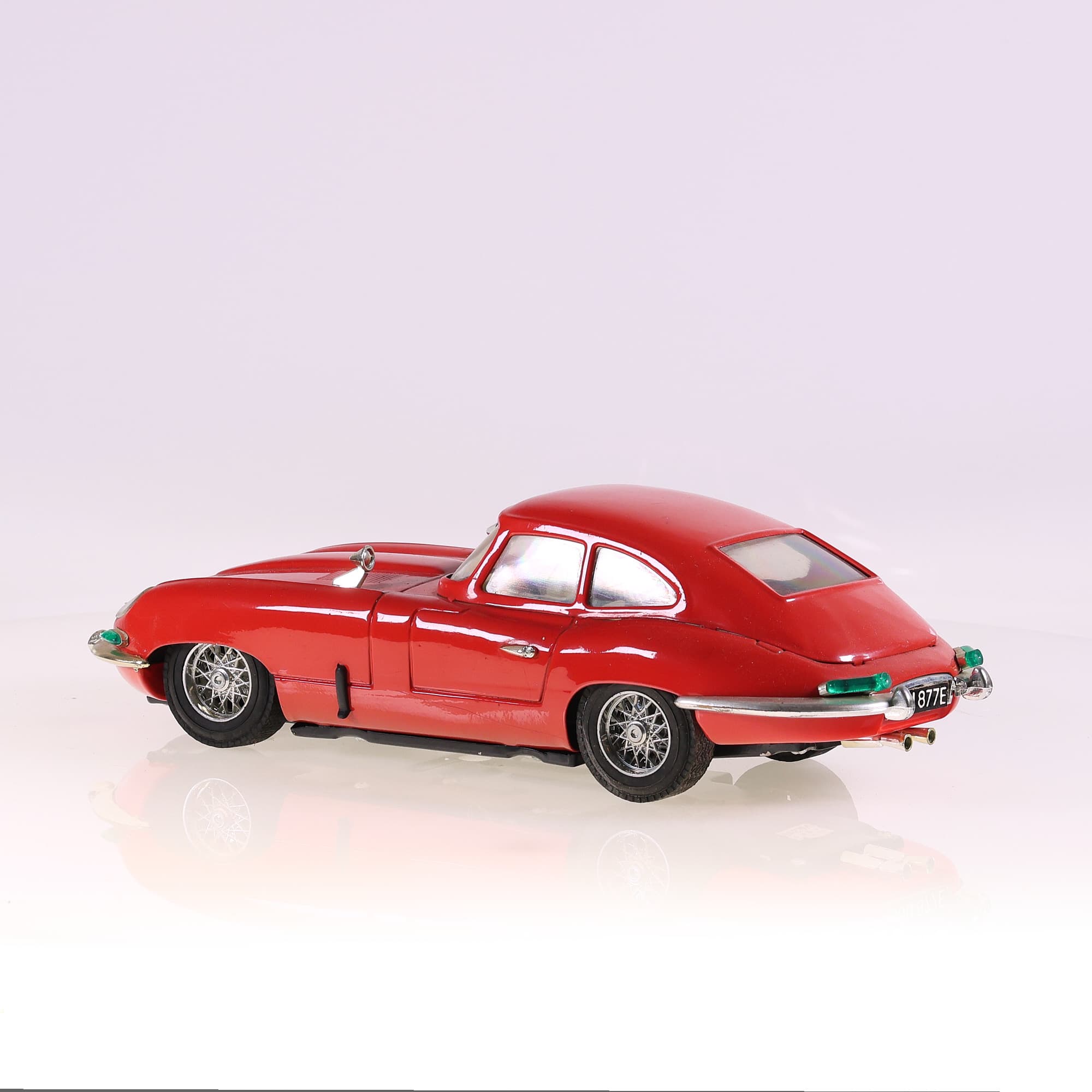 MF 342 Jaguar Type E 30 cm friction en métal Rouge sans boîte — miniature 3