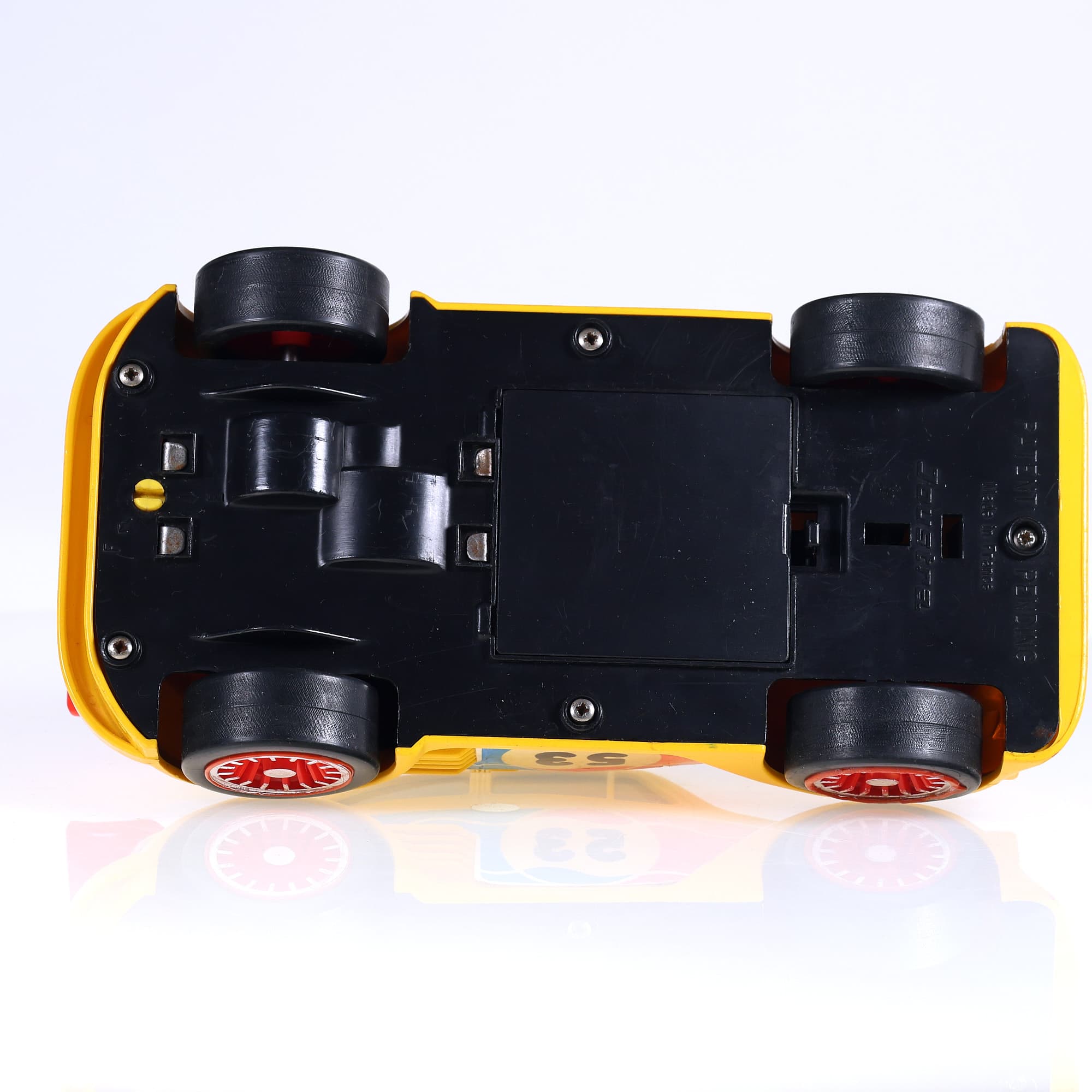 Joustra Volkswagen Coccinelle Racing moteur à piles #53 22 cm Jaune — miniature 9