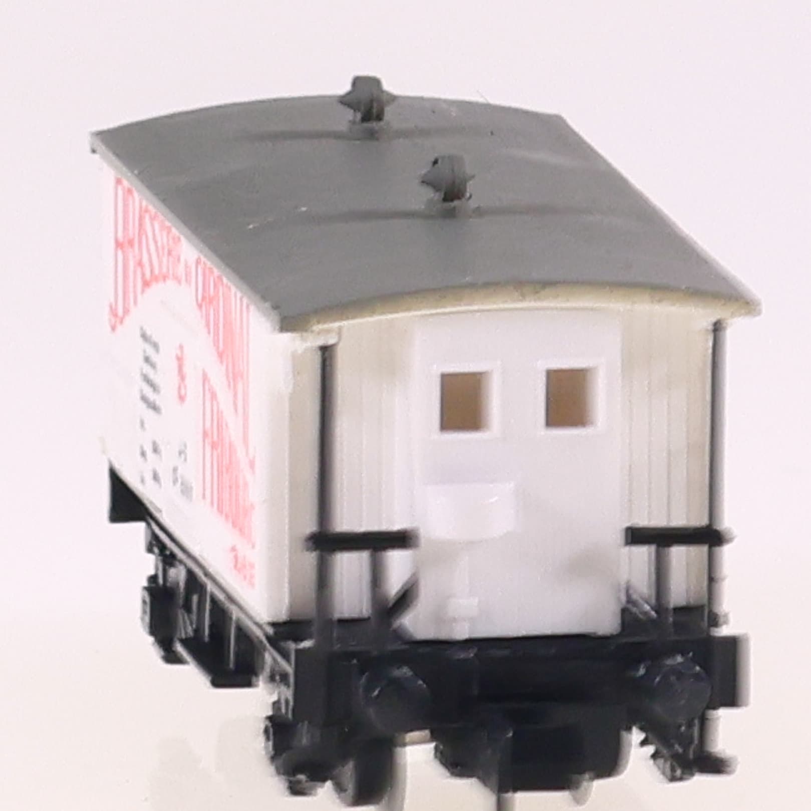 Wiking Wagon couvert Brasserie du Cardinal Fribourg Suisse en N W203 — miniature 4