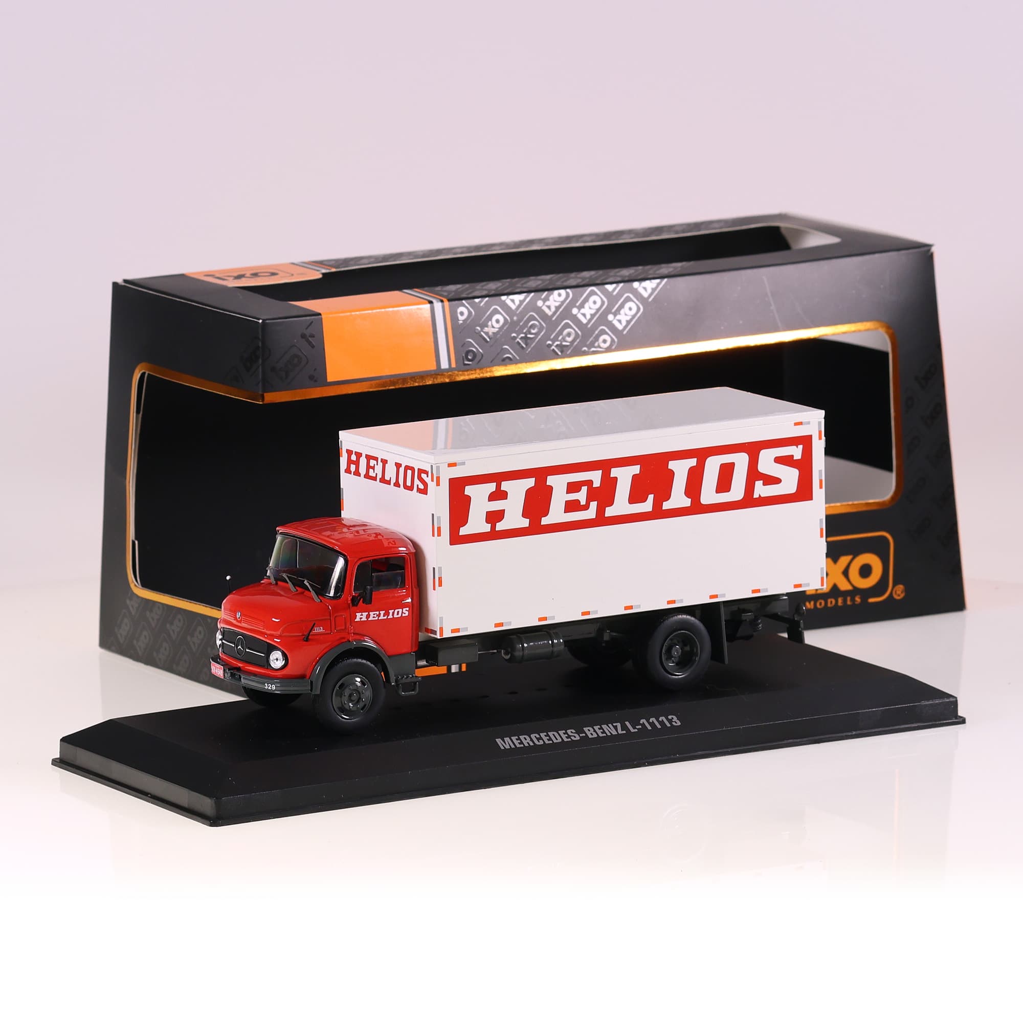 IXO TRU026 Mercedes-Benz L-1113 Helios 1969 1/43 Bicolore avec boîte