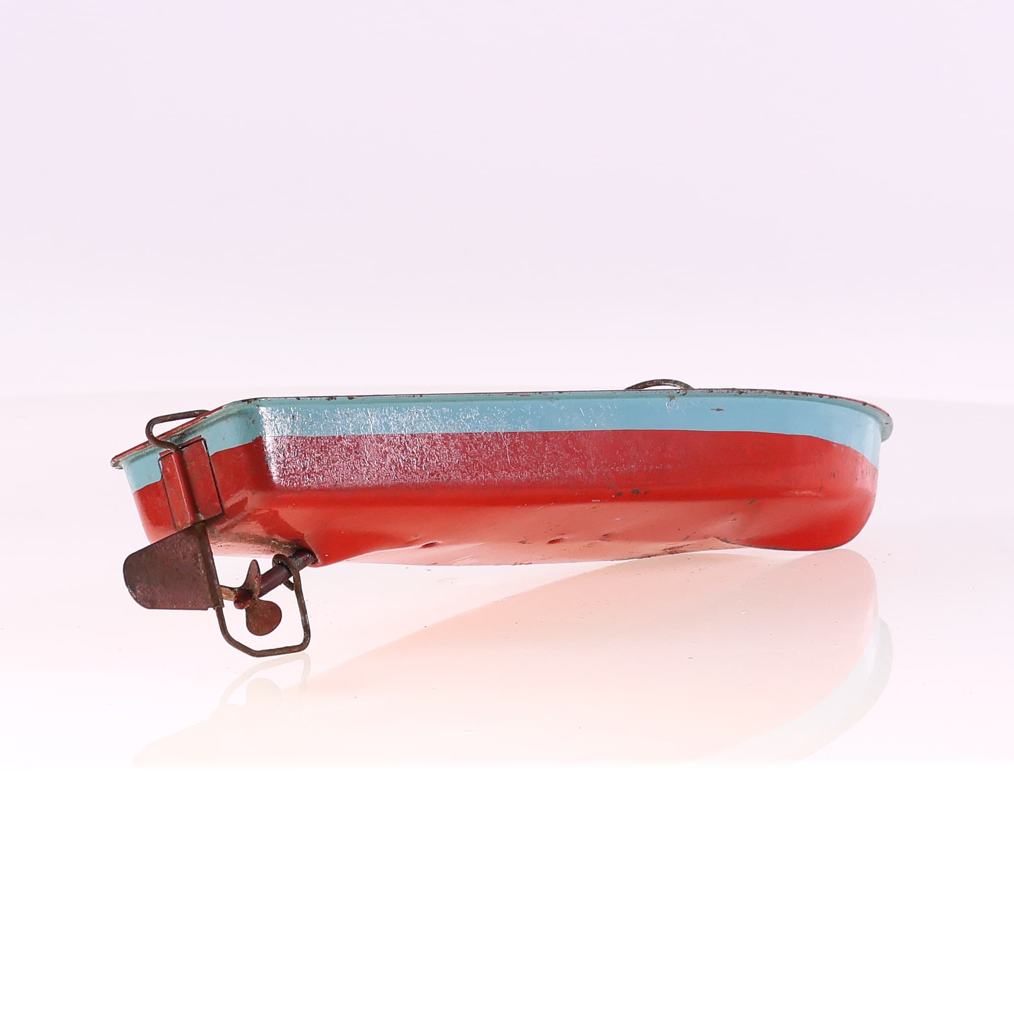 Tri-Ang canot mécanique Bicolore 26 cm Grade B sans boîte — miniature 5