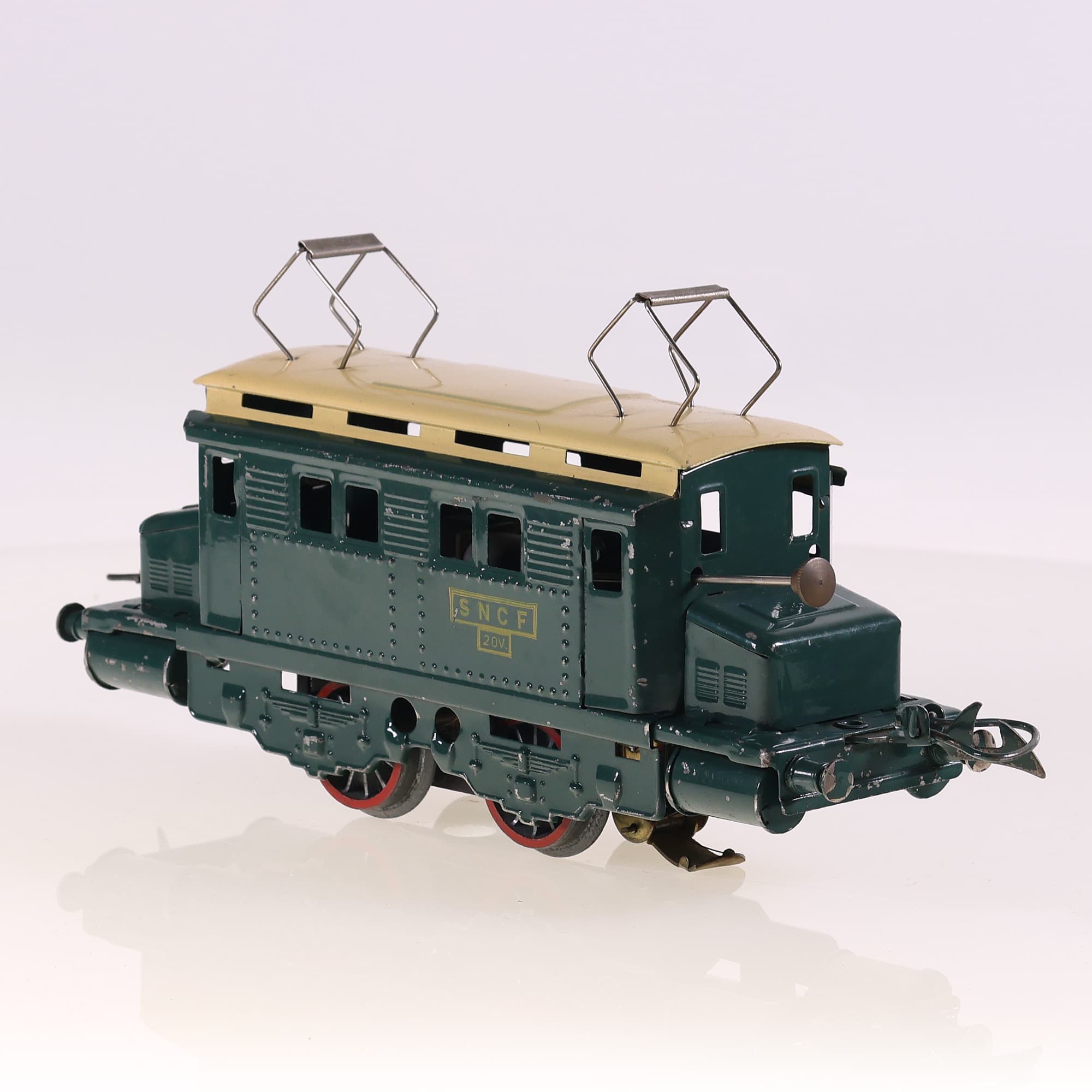Hornby locomotive SNCF 20V boîte à sel électrique en O O avec boîte — miniature 3