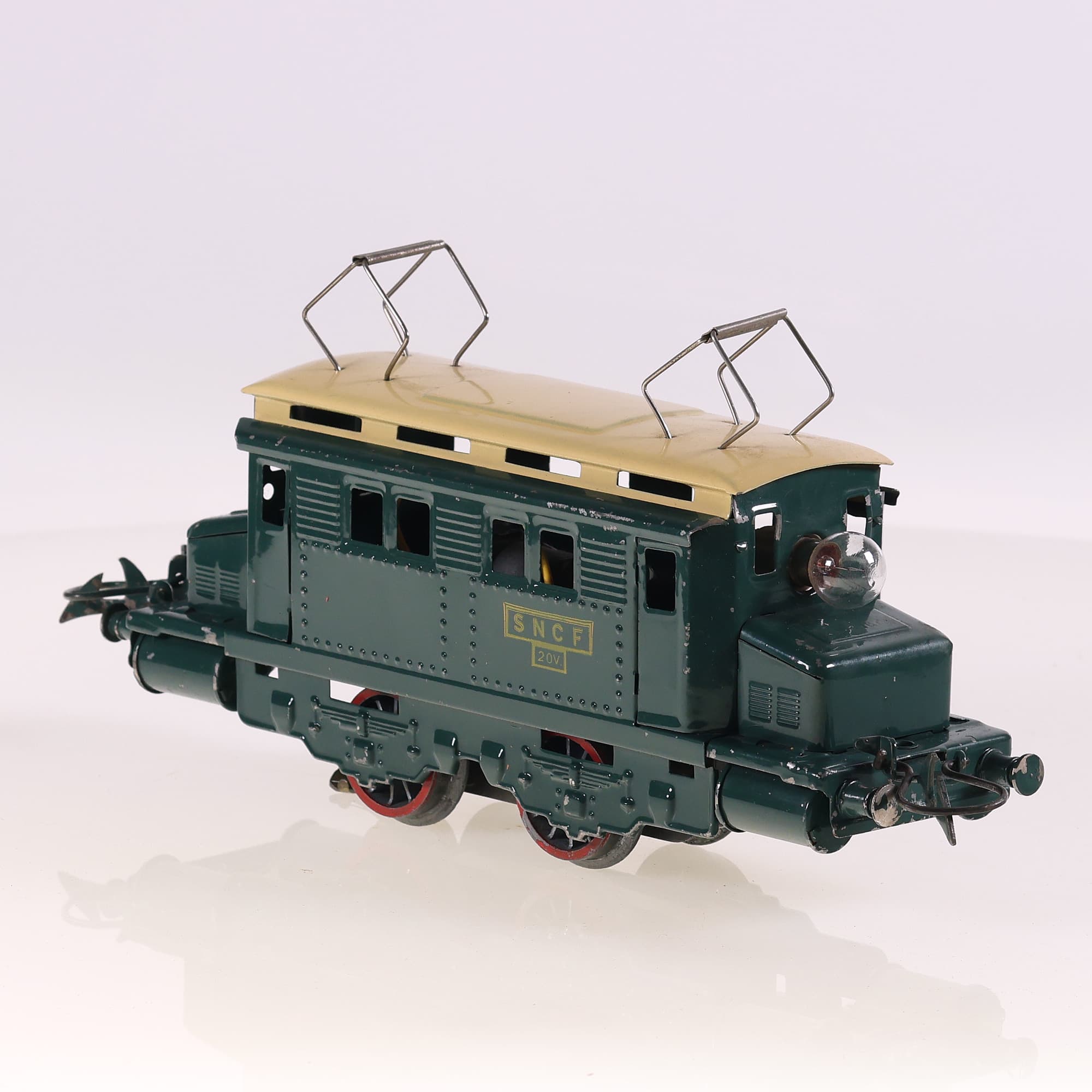 Hornby locomotive SNCF 20V boîte à sel électrique en O O avec boîte — miniature 7