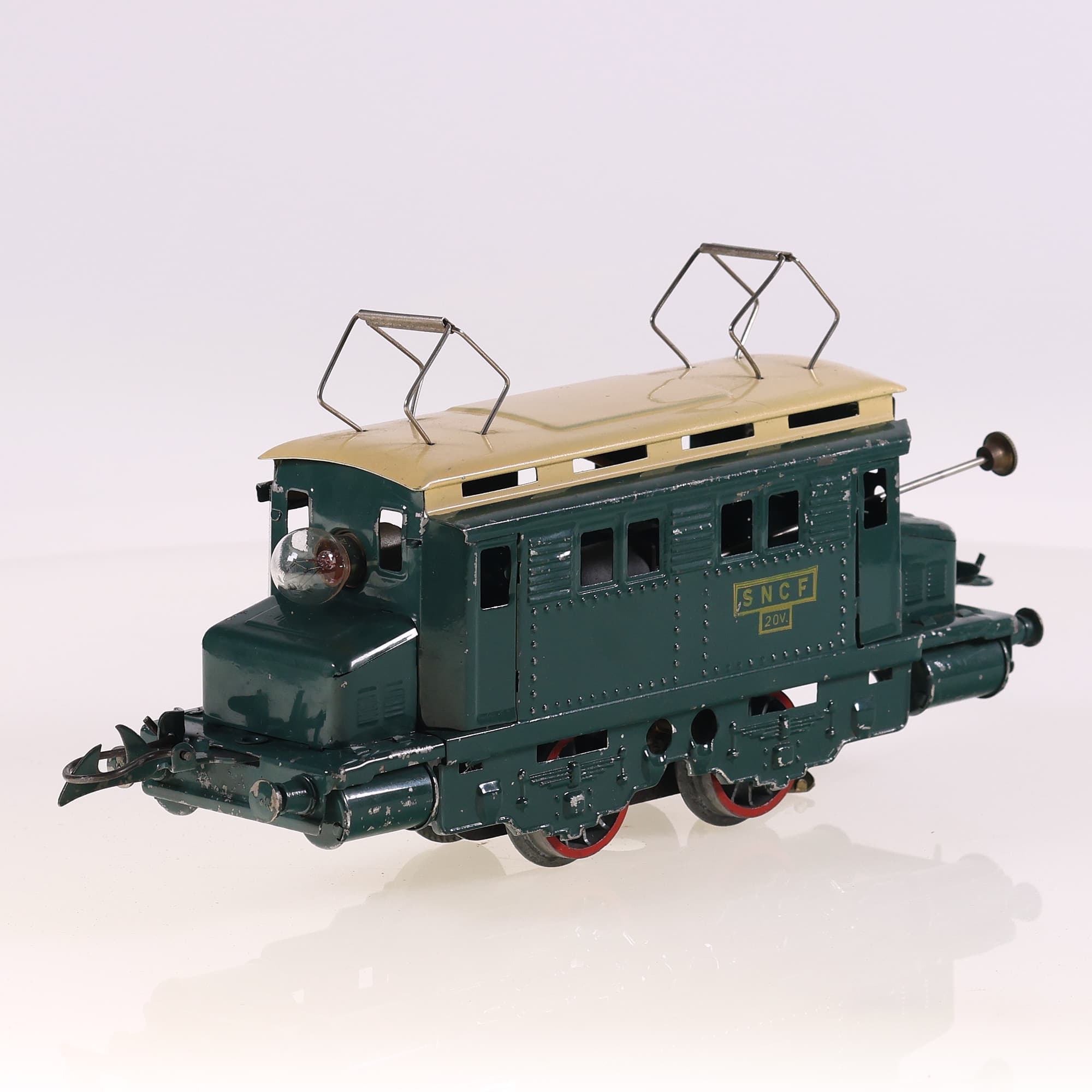 Hornby locomotive SNCF 20V boîte à sel électrique en O O avec boîte — miniature 9