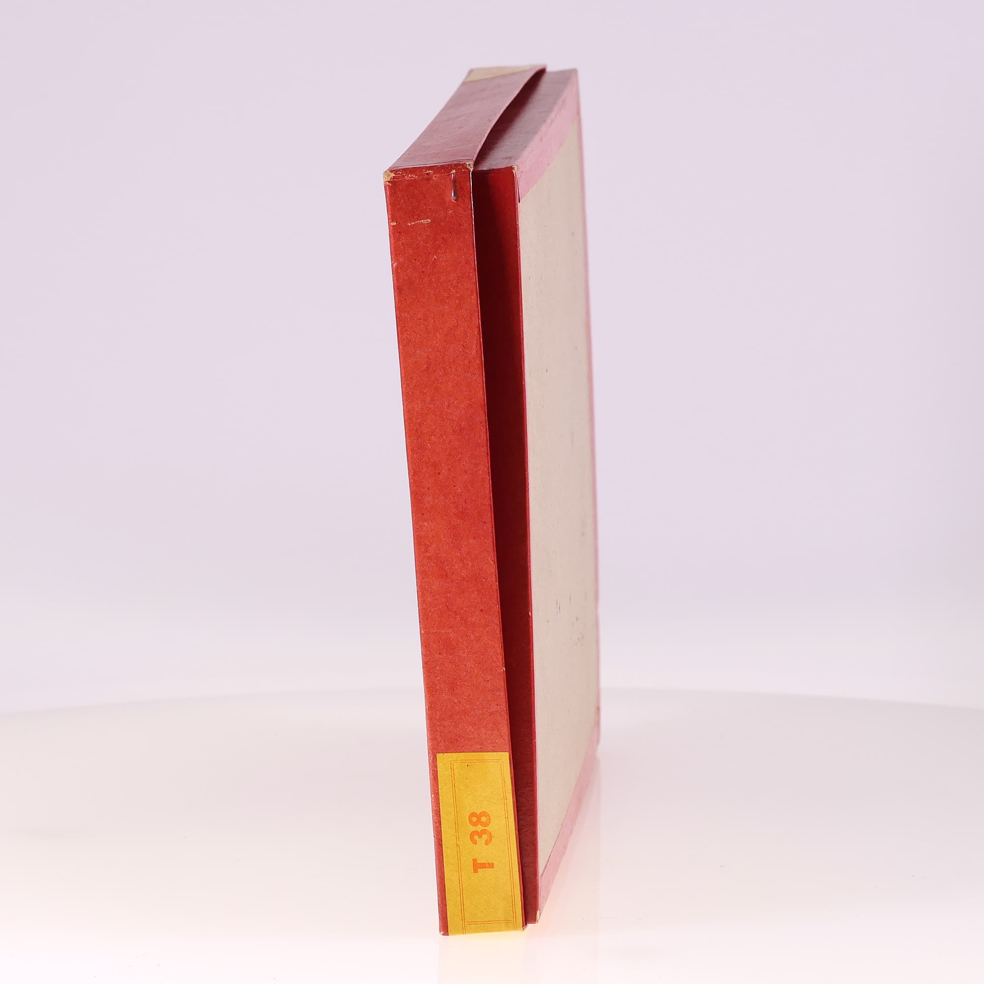 TRIX T38 30 x 22 cm avec boîte — miniature 3