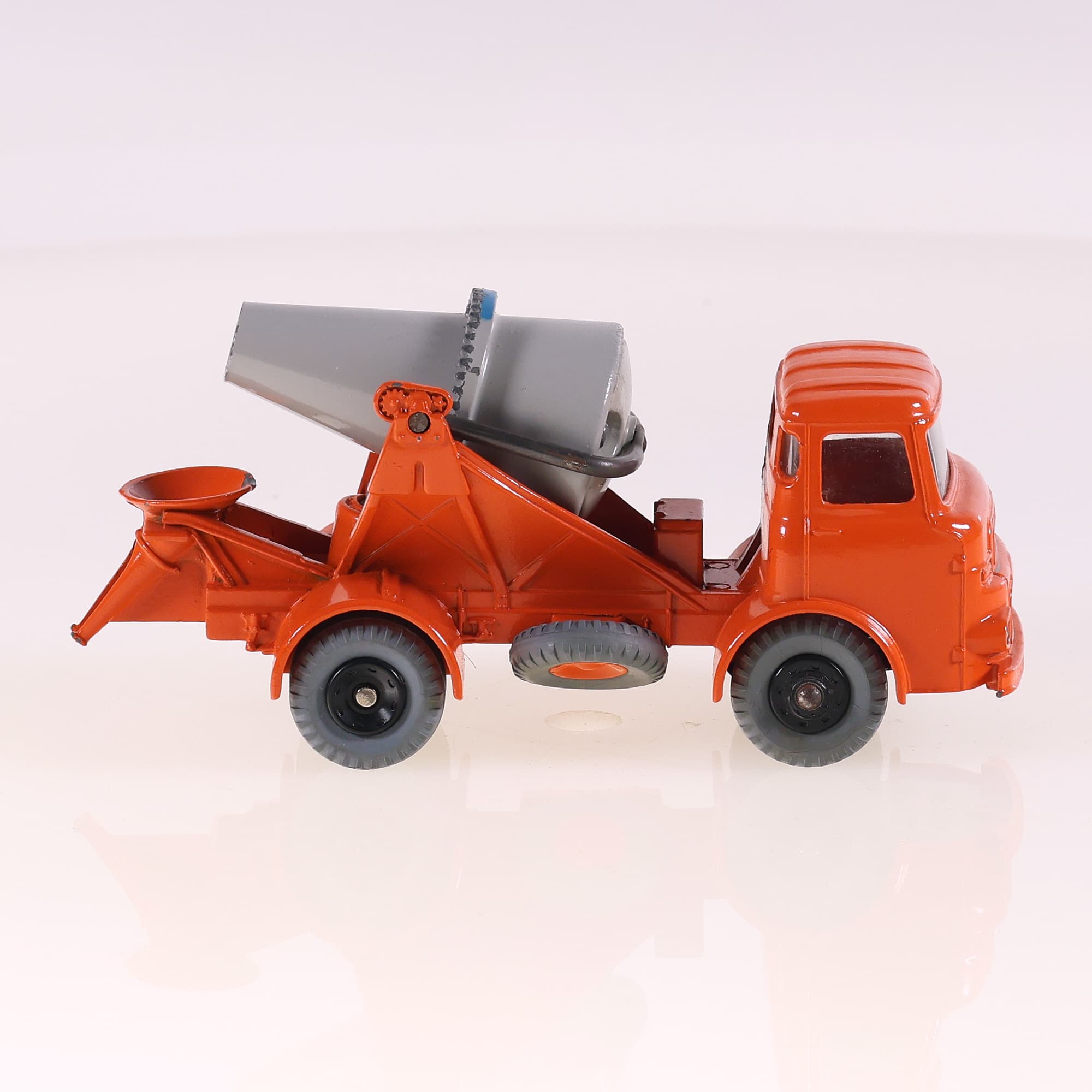 Dinky Toys 960 Albion Chieftain Lorry Mounted Concrete Mixer 1/43 Orange avec bo — miniature 6