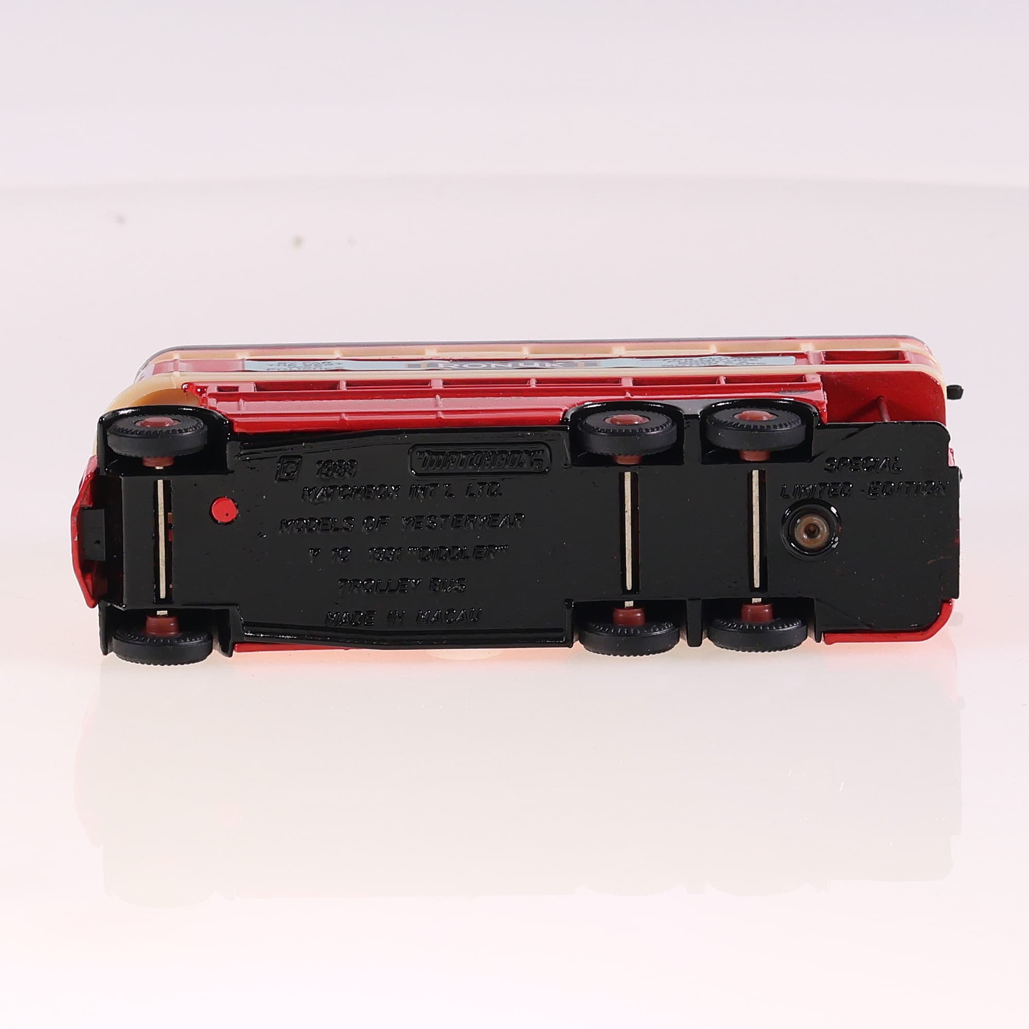 Matchbox Y10 AEC 1931 Trolleybus "Diddler" 11 cm Bicolore avec boîte — miniature 10