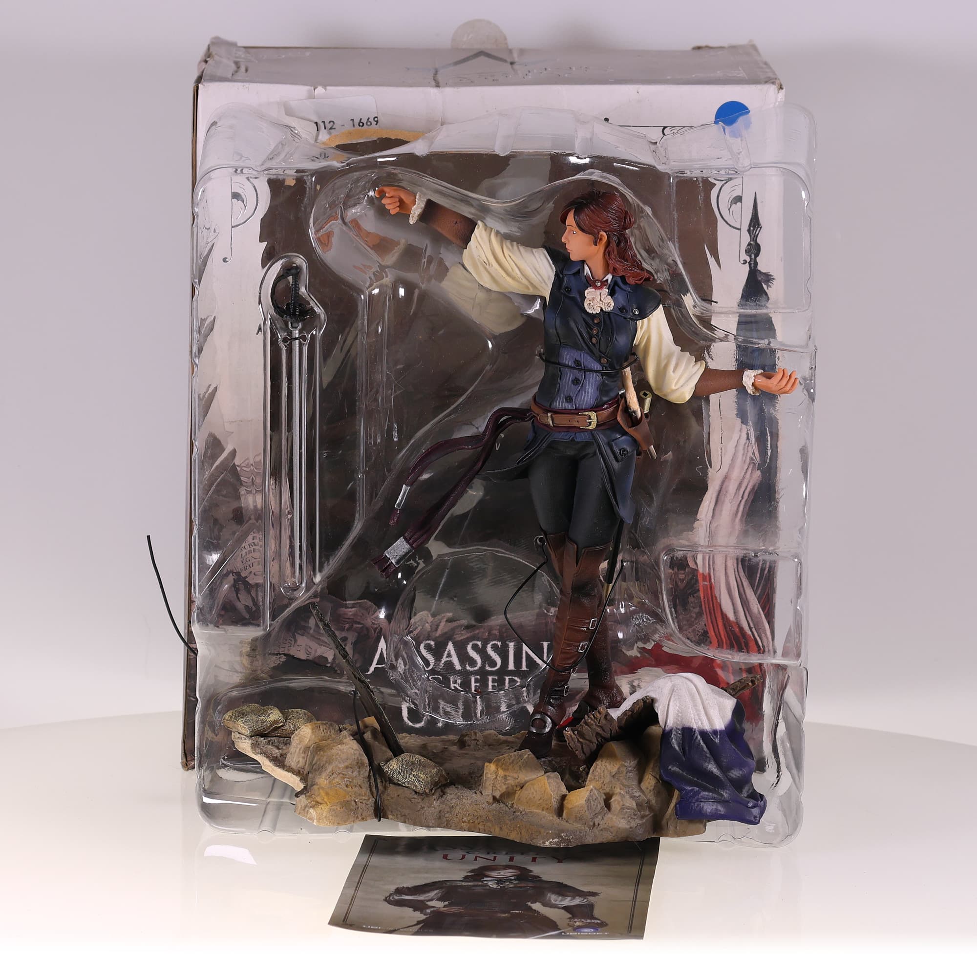 Ubicollectibles Assassin's Creed Unity Elise 2014 24 cm avec boîte — photo 1