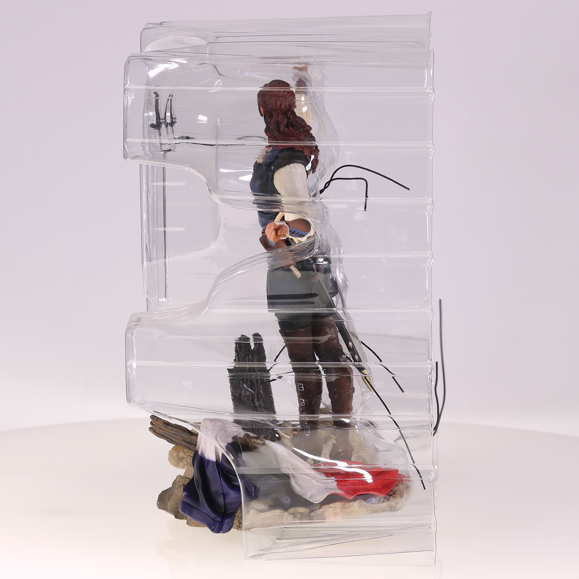 Ubicollectibles Assassin's Creed Unity Elise 2014 24 cm avec boîte — miniature 3