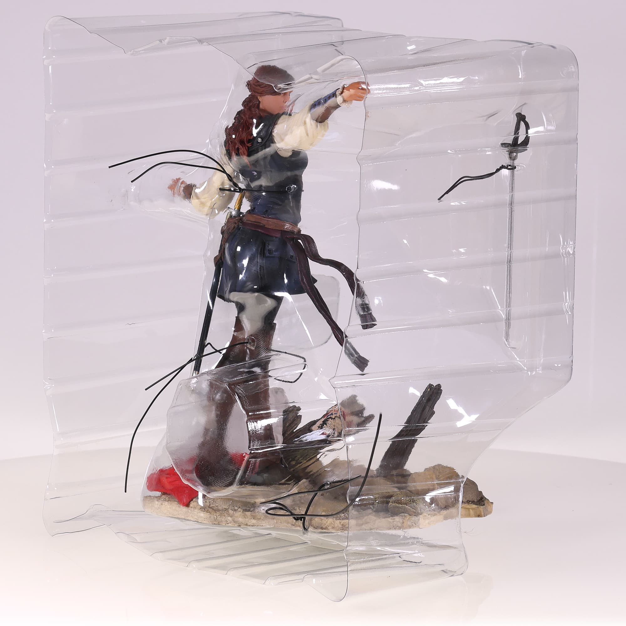 Ubicollectibles Assassin's Creed Unity Elise 2014 24 cm avec boîte — miniature 6