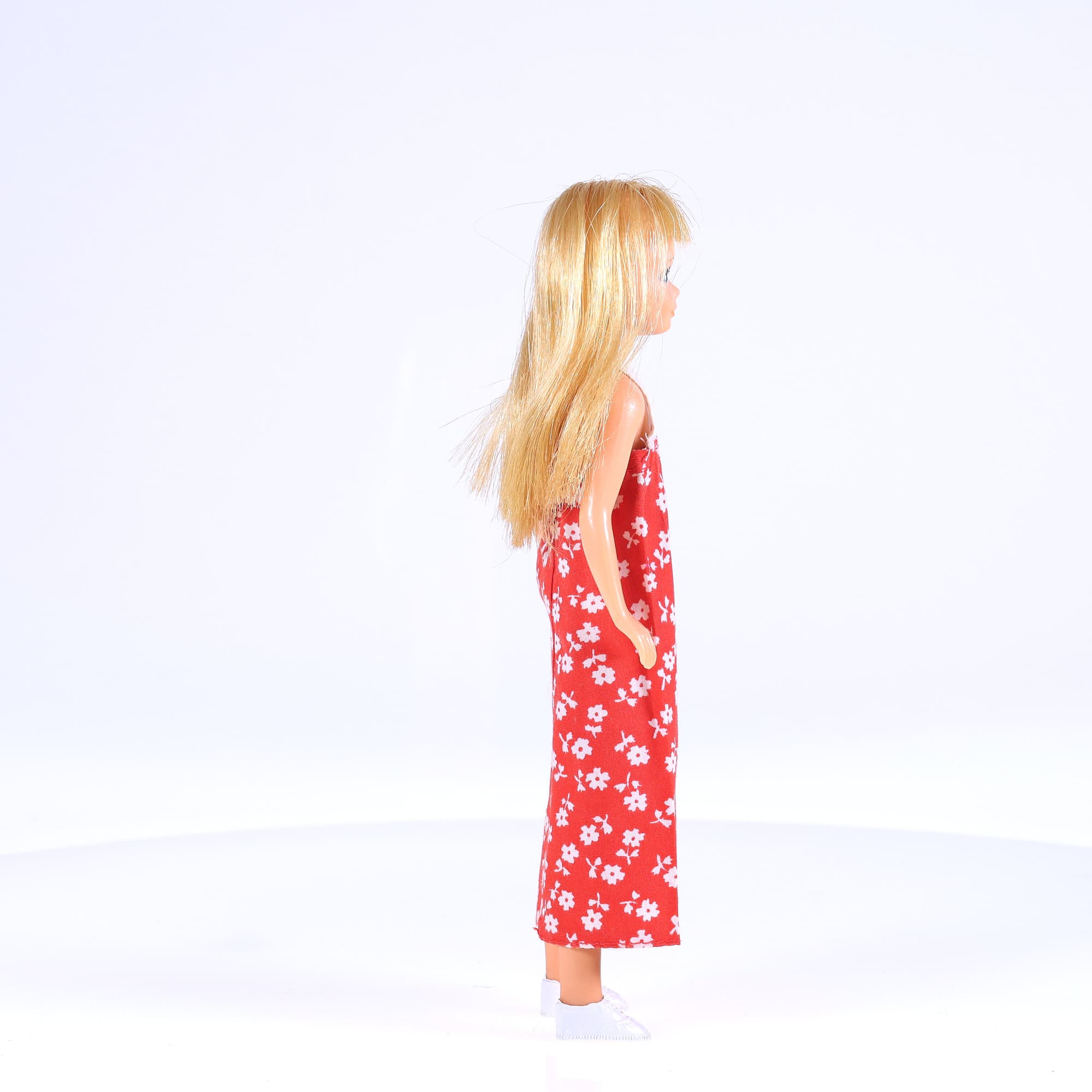 Mattel Barbie - Malibu Skipper avec robe à fleurs — miniature 7