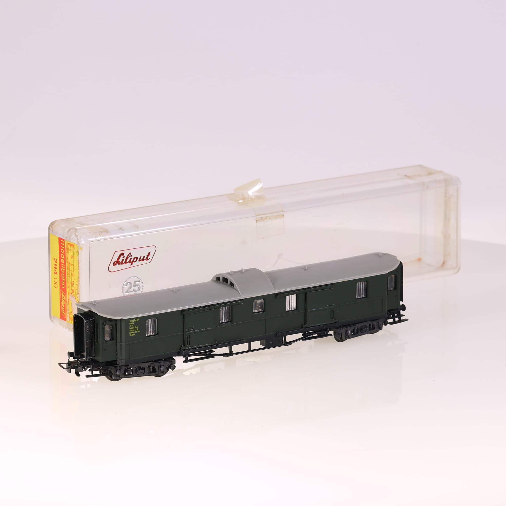 Liliput 29400 wagon fourgon 1/87 Grade B avec boîte